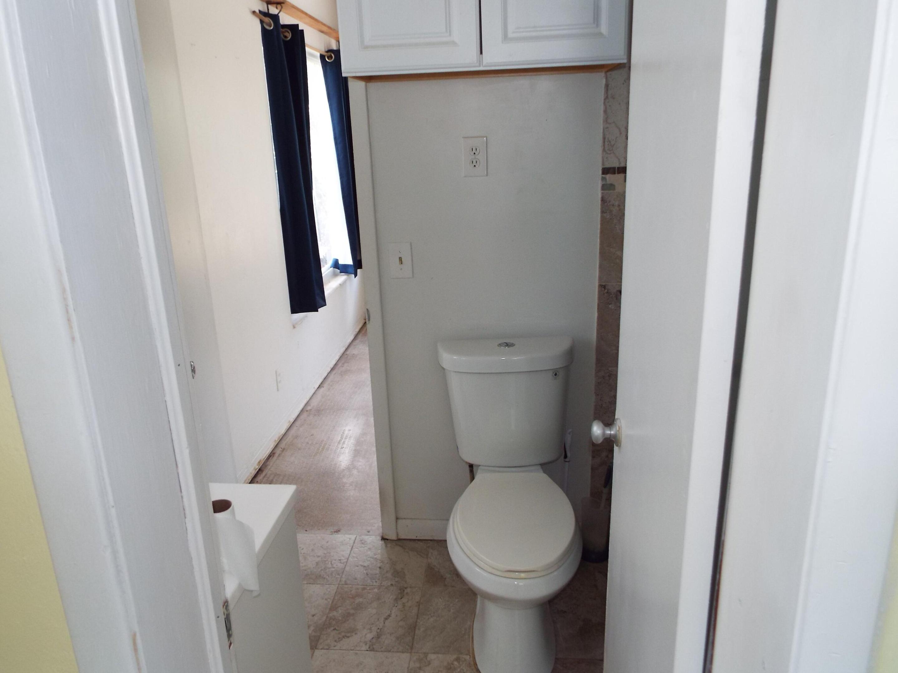 2600 Sw 5th Street Property Photo 11