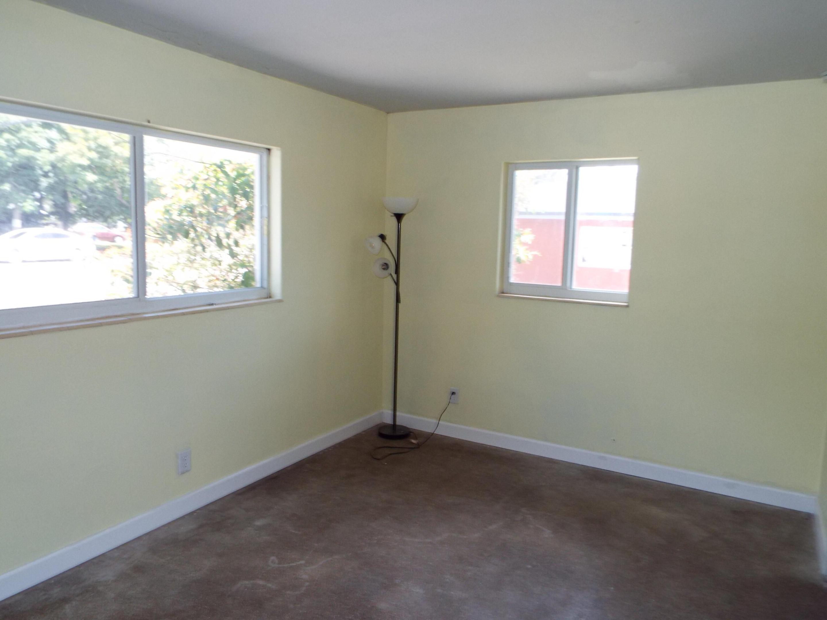 2600 Sw 5th Street Property Photo 13