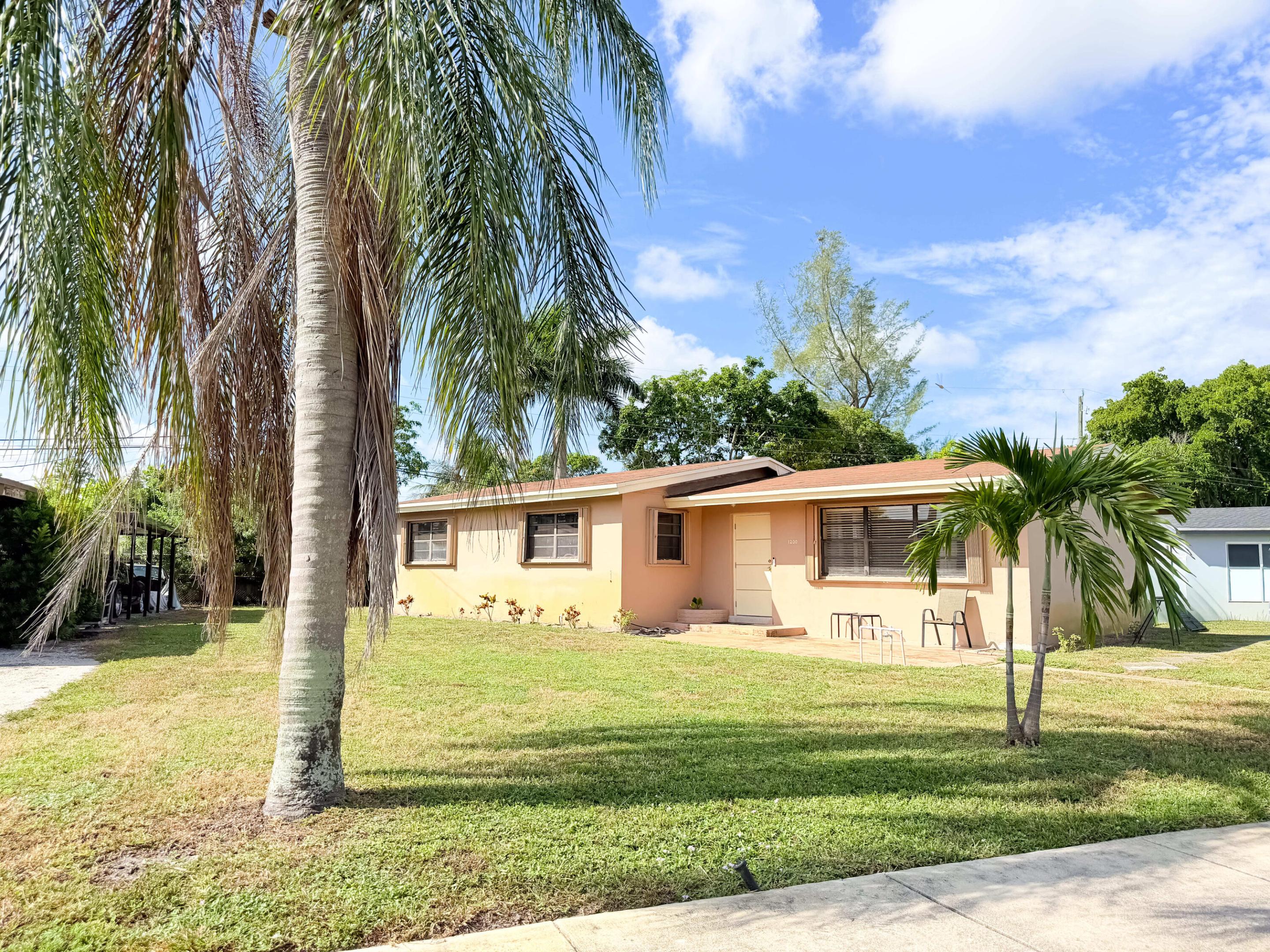 1200 Nw 18th Street Property Photo 3