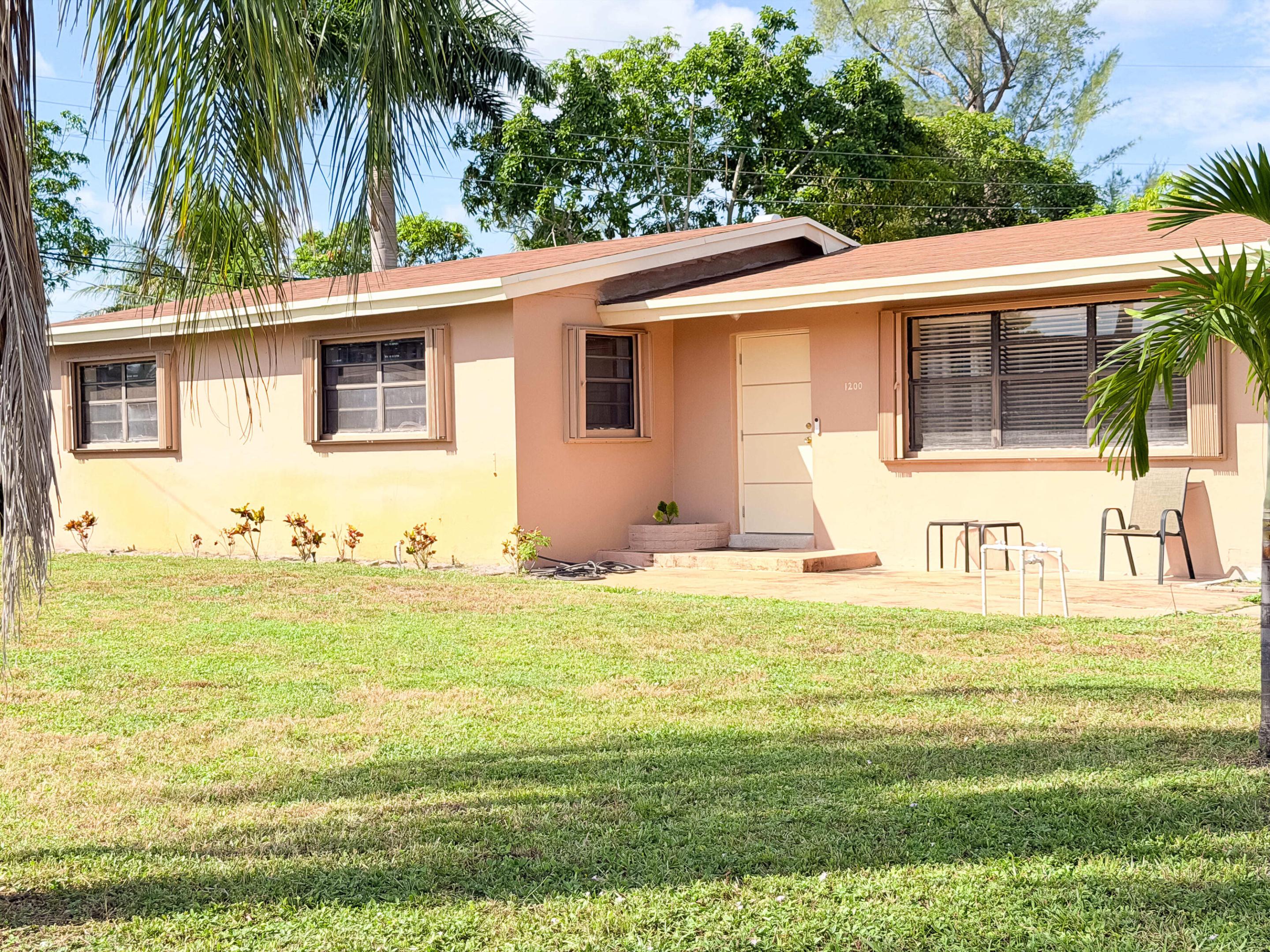 1200 Nw 18th Street Property Photo 5
