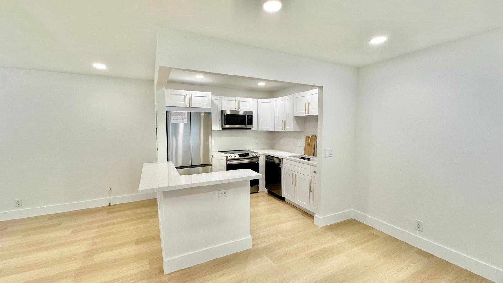 518 Monaco K Property Photo 6