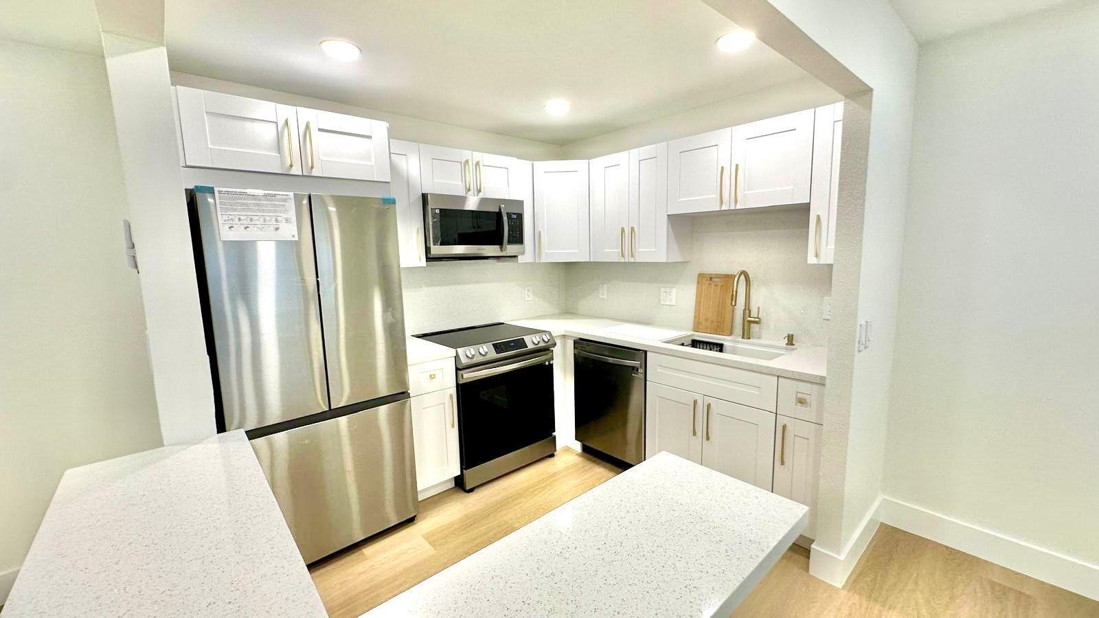 518 Monaco K Property Photo 7