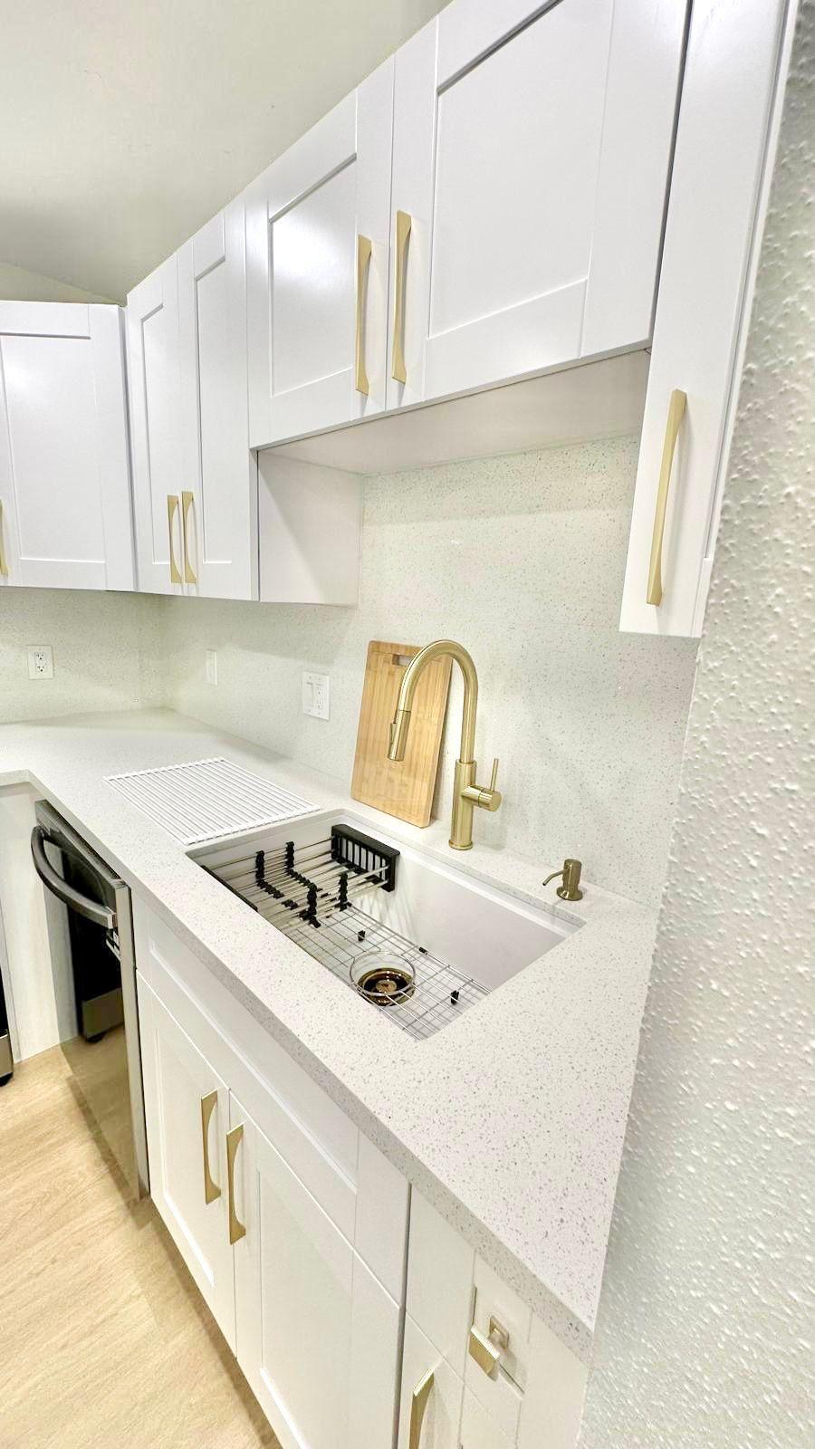 518 Monaco K Property Photo 13