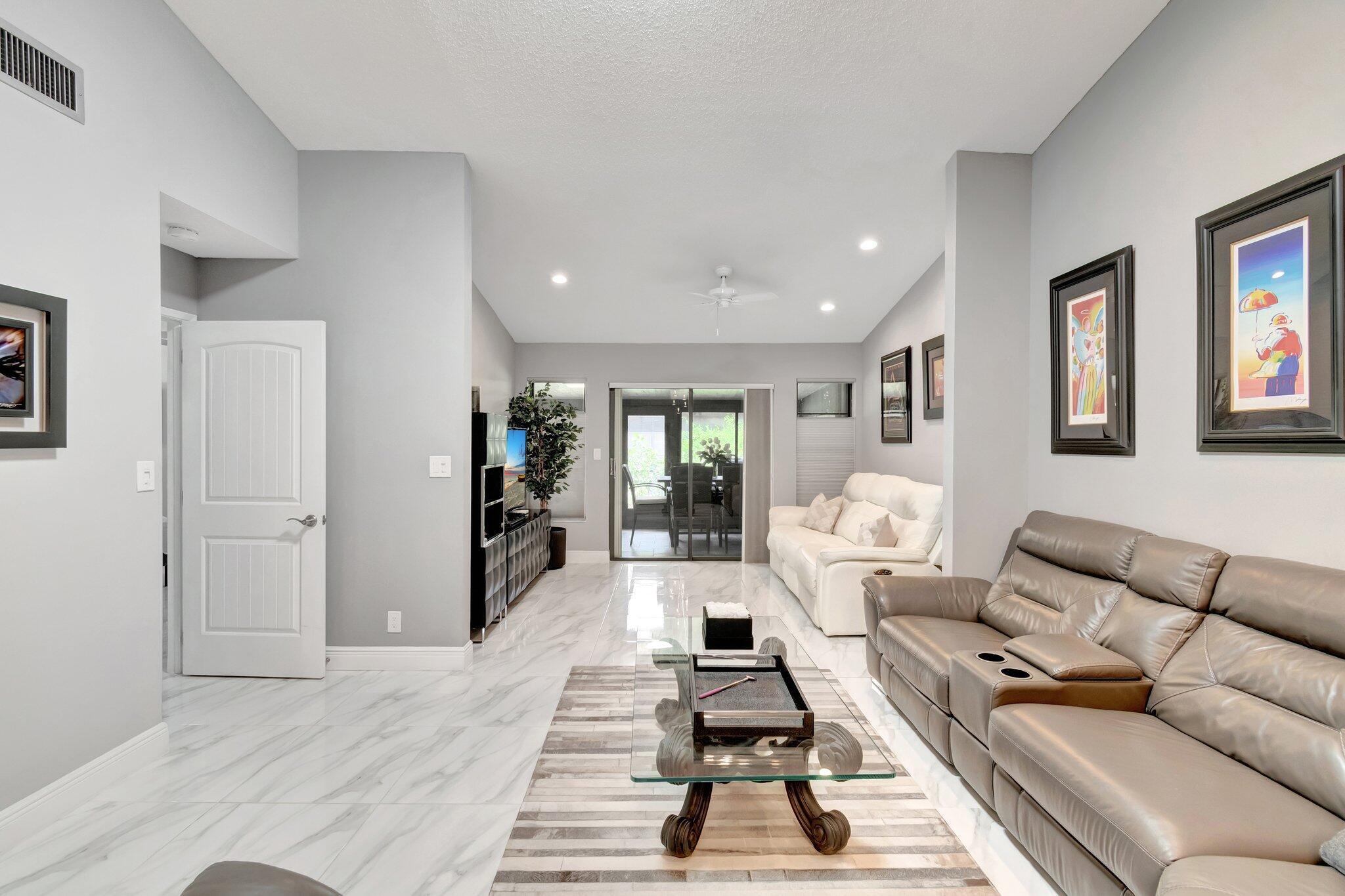 10927 Dolphin Palm Court A Property Photo 5