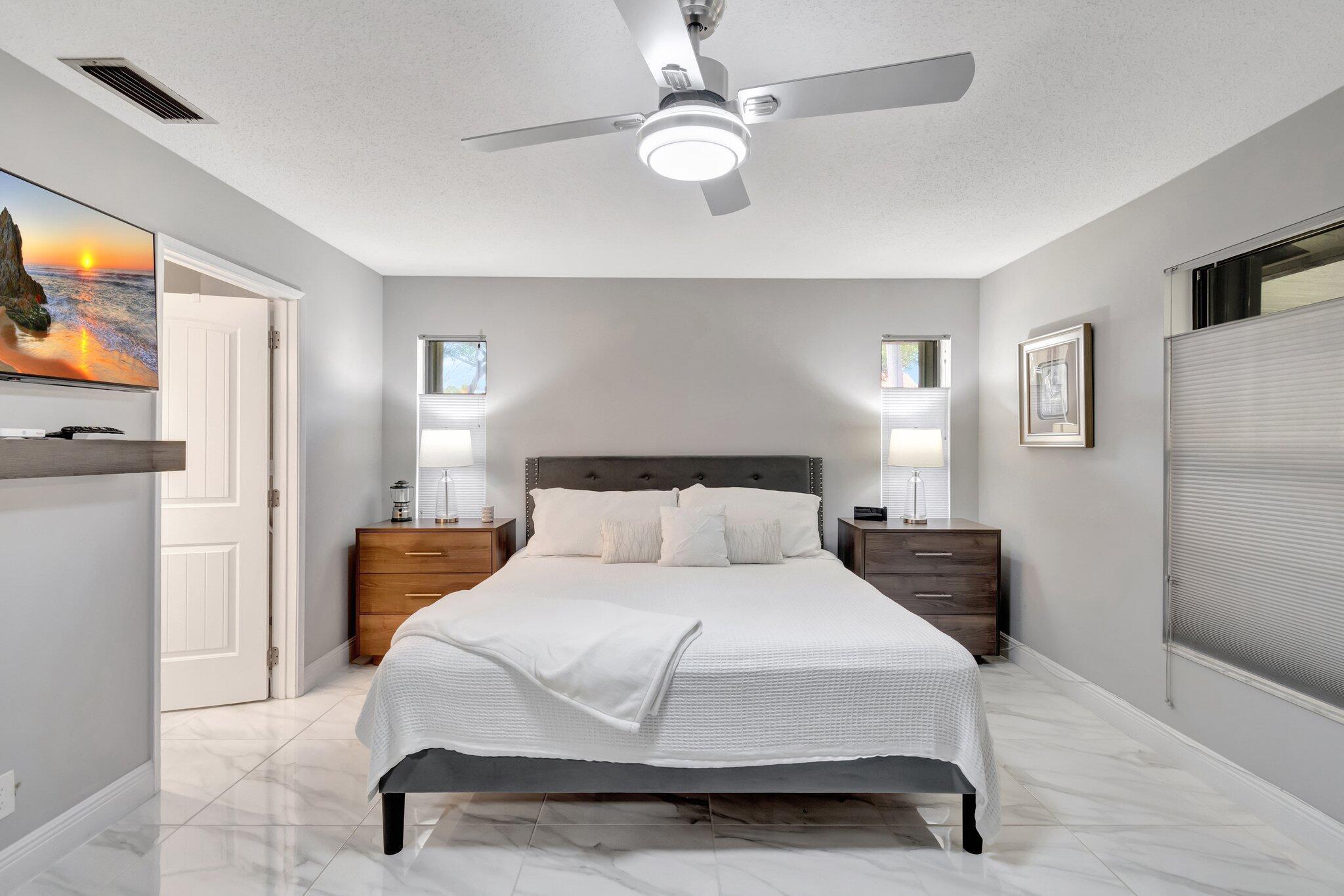 10927 Dolphin Palm Court A Property Photo 14