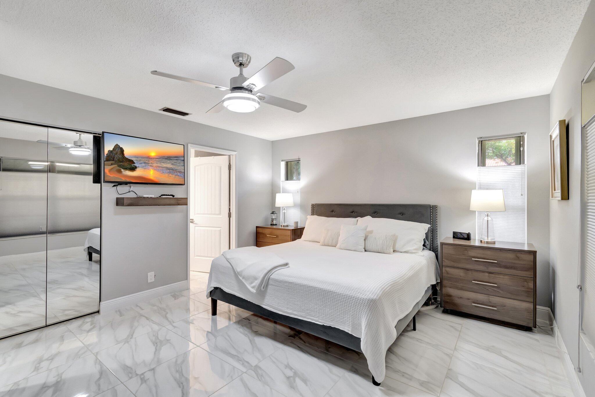 10927 Dolphin Palm Court A Property Photo 15