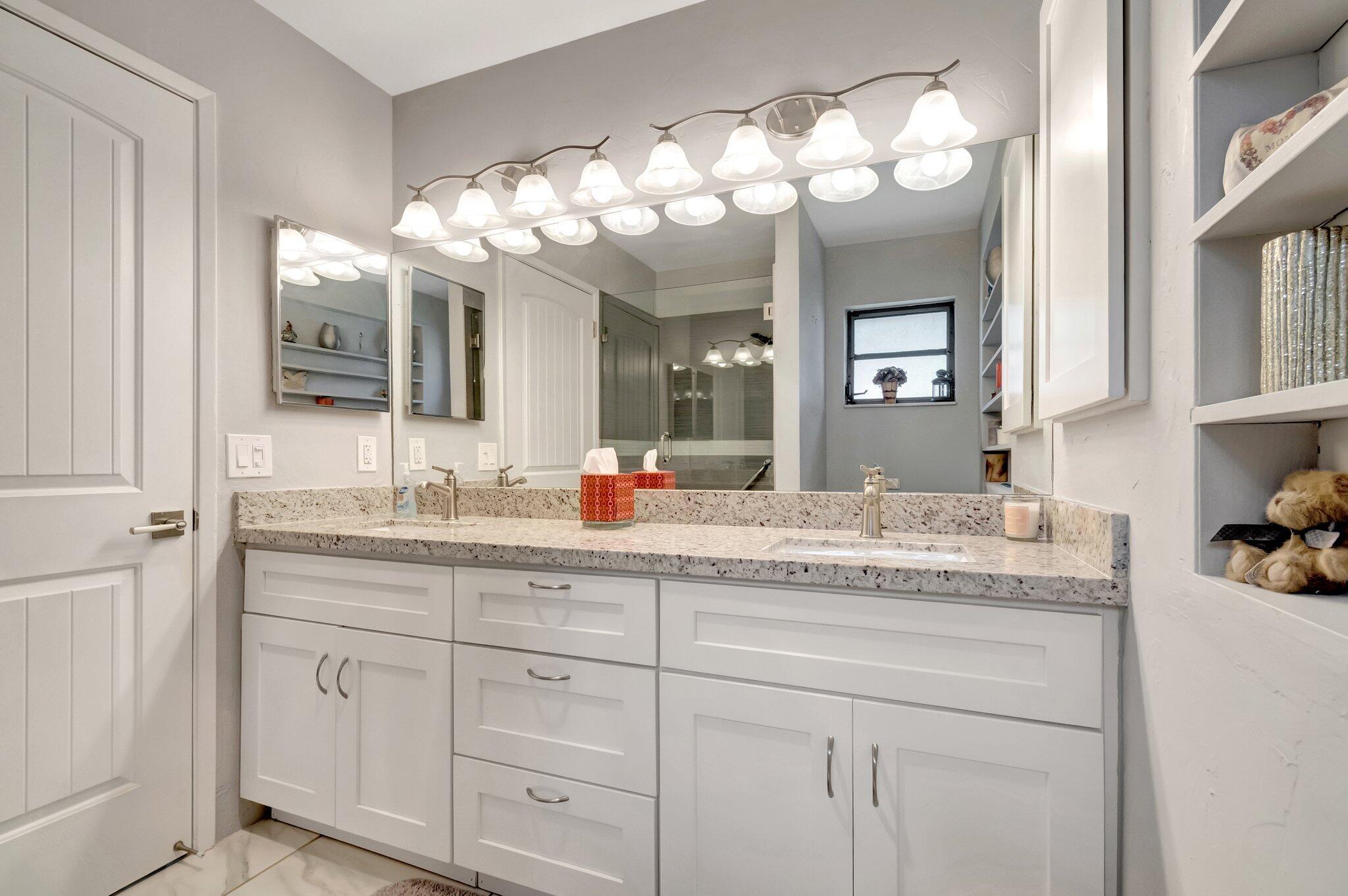10927 Dolphin Palm Court A Property Photo 18