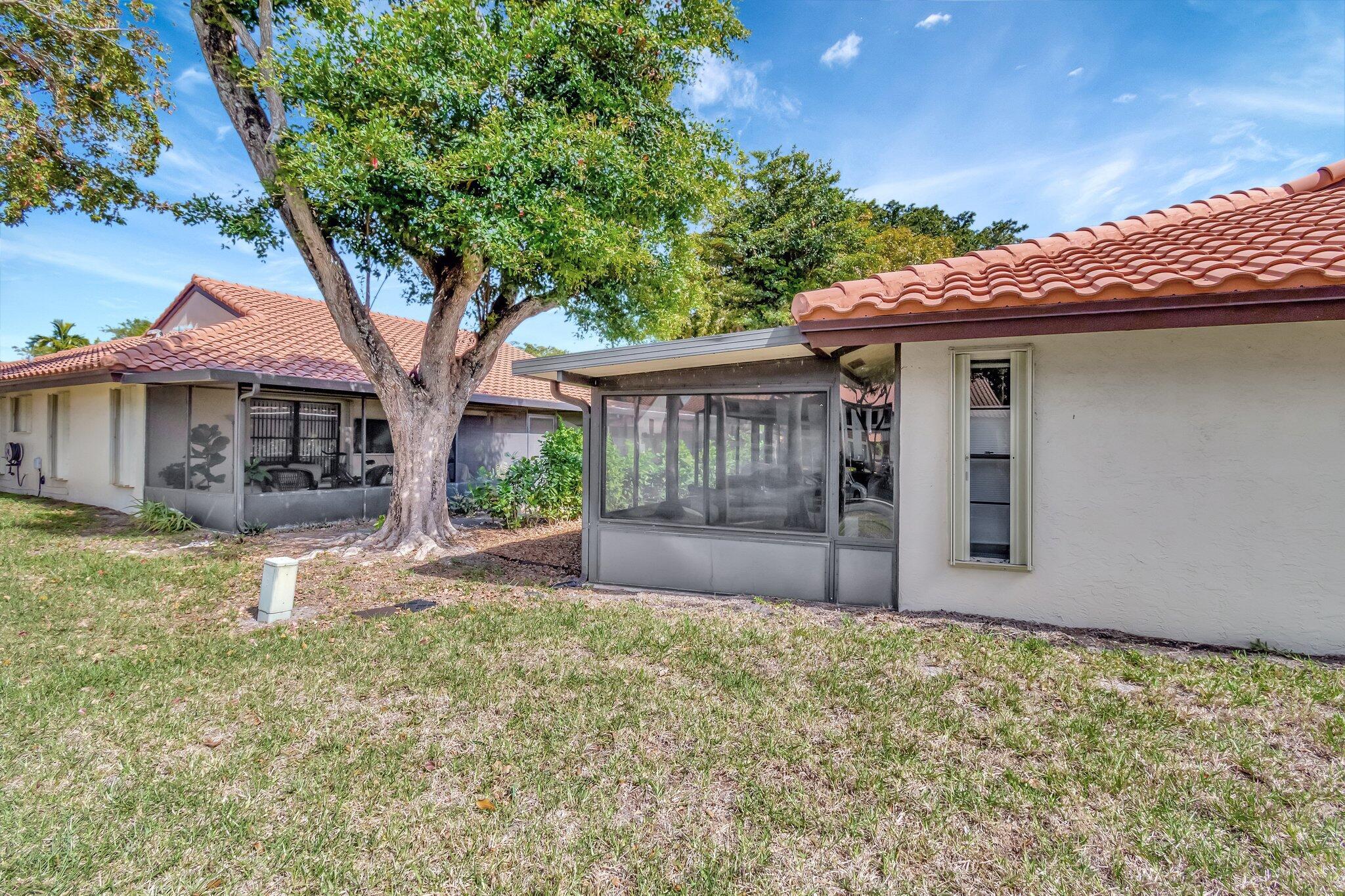 10927 Dolphin Palm Court A Property Photo 30