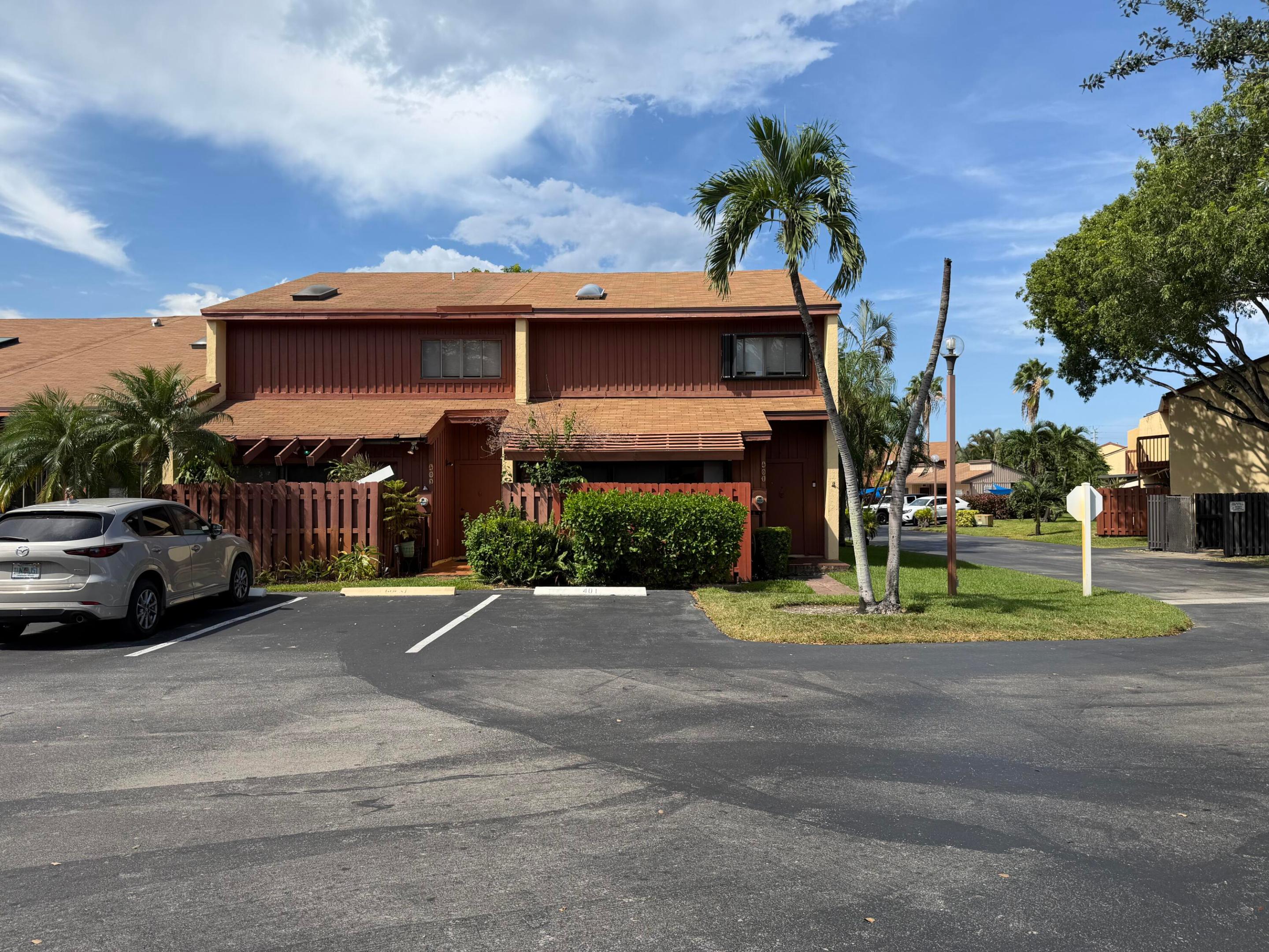 B26069952 Property Photo 1