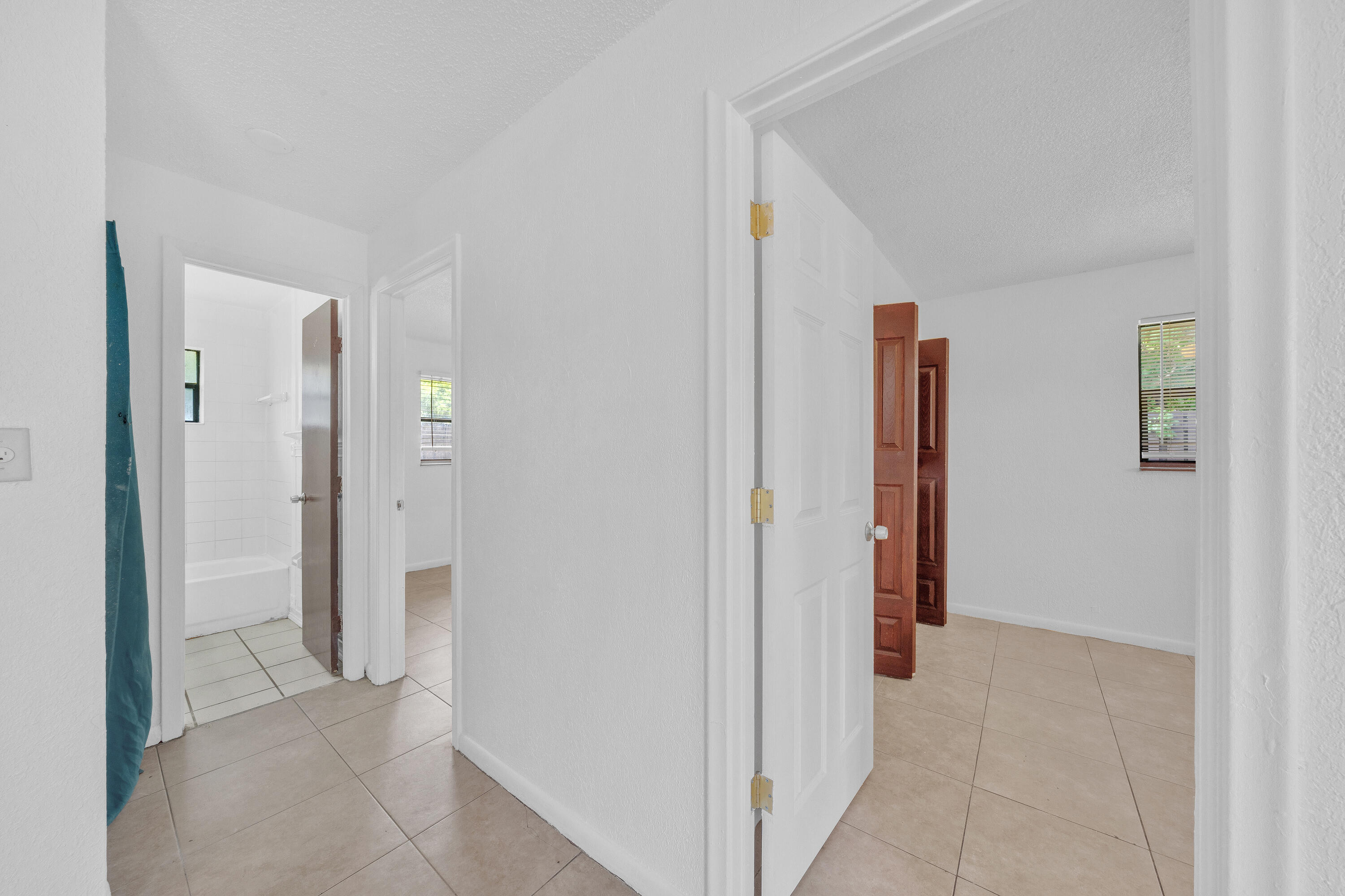 237 Sw 5th Street 4d Property Photo 8