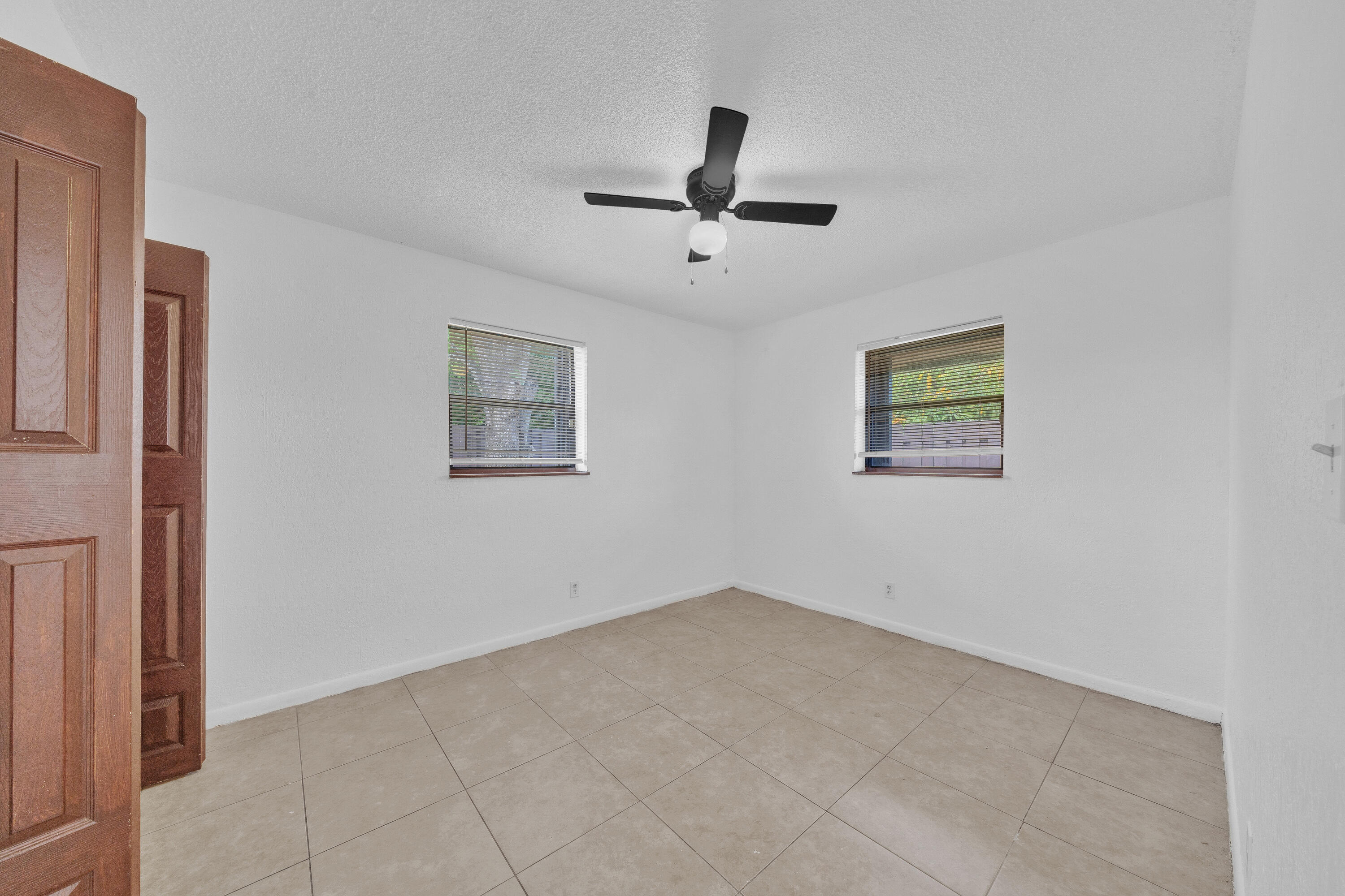 237 Sw 5th Street 4d Property Photo 9