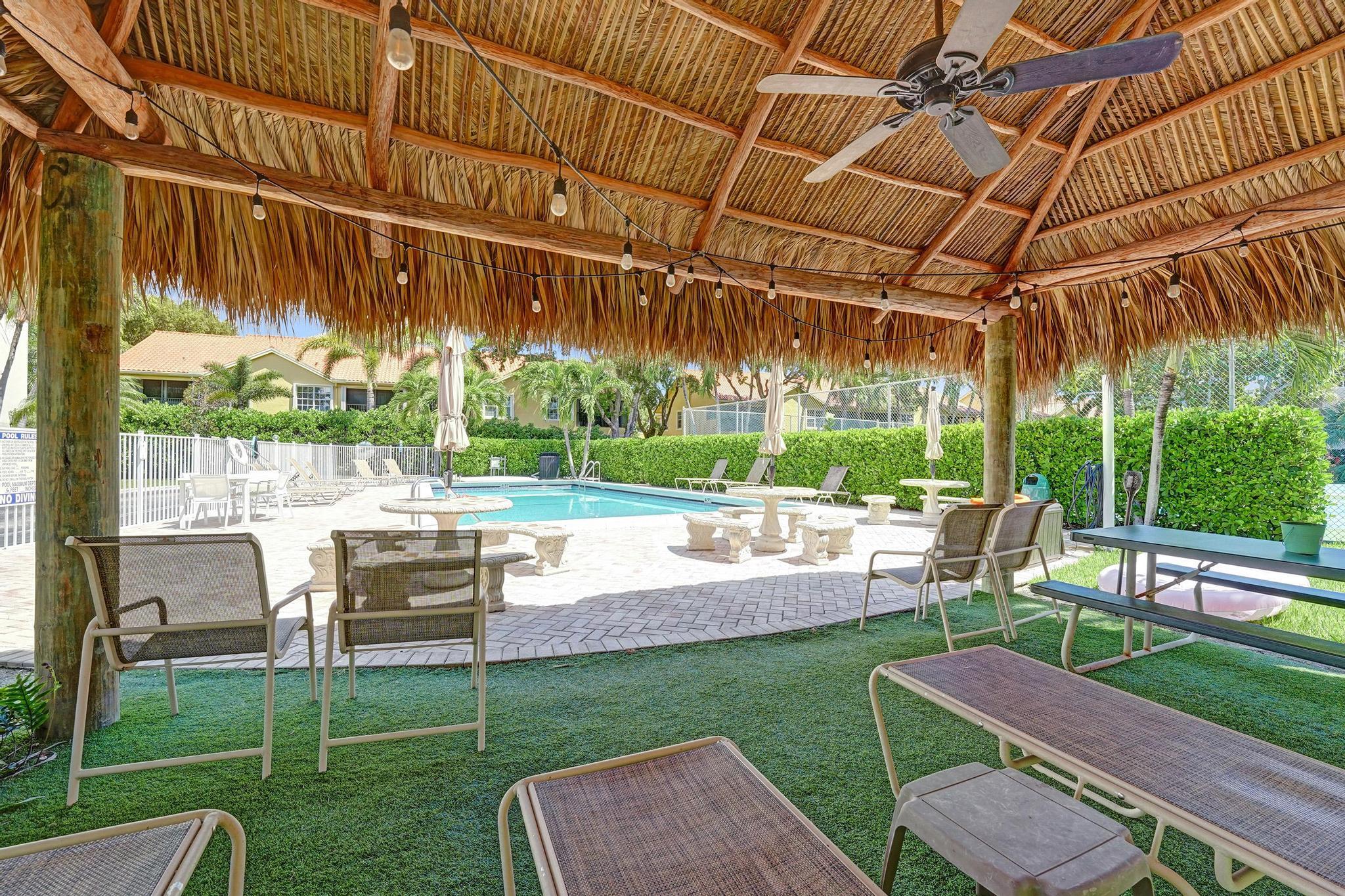 5555 N Ocean Boulevard 17 Property Photo 10