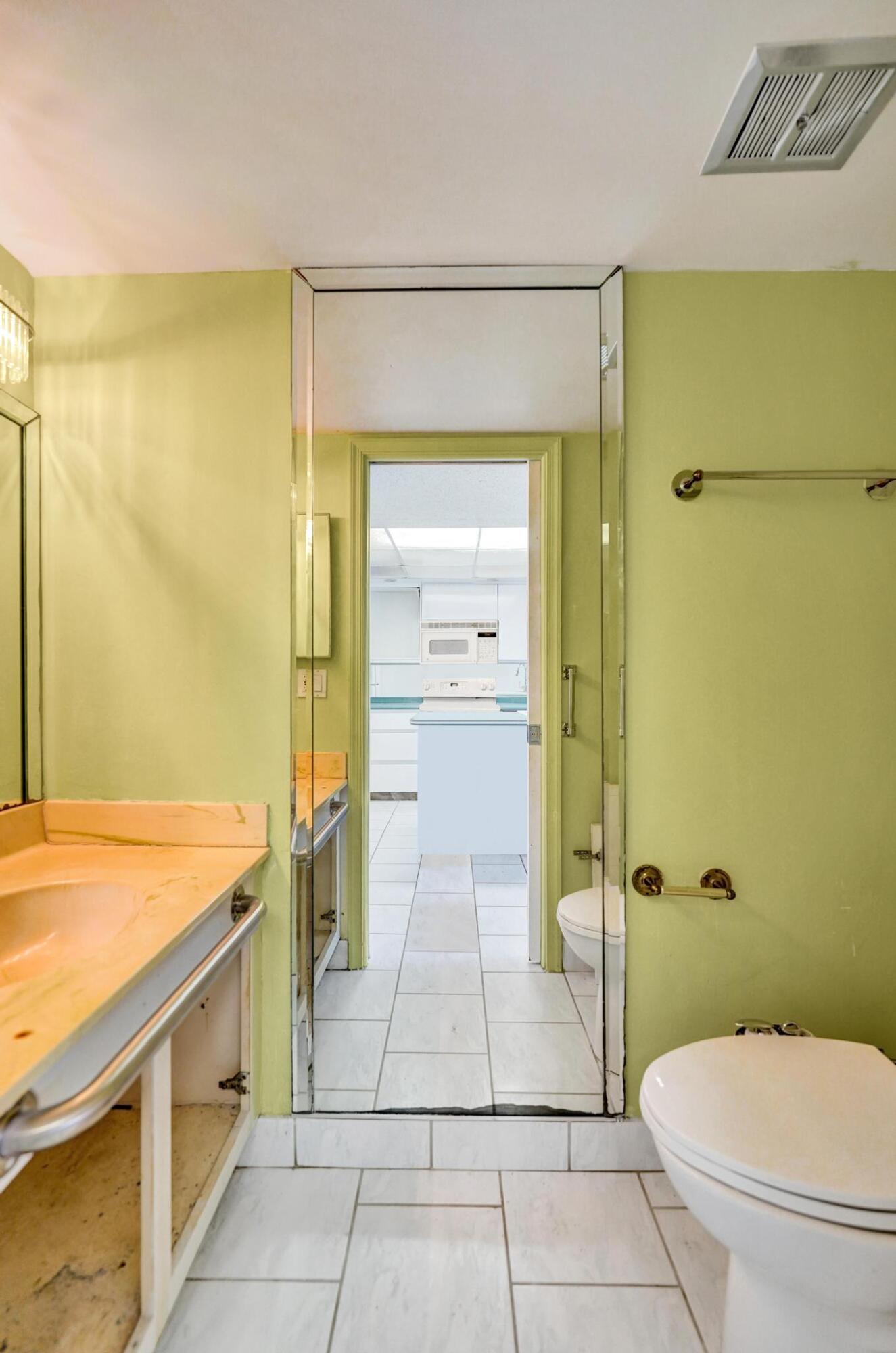 5555 N Ocean Boulevard 17 Property Photo 31