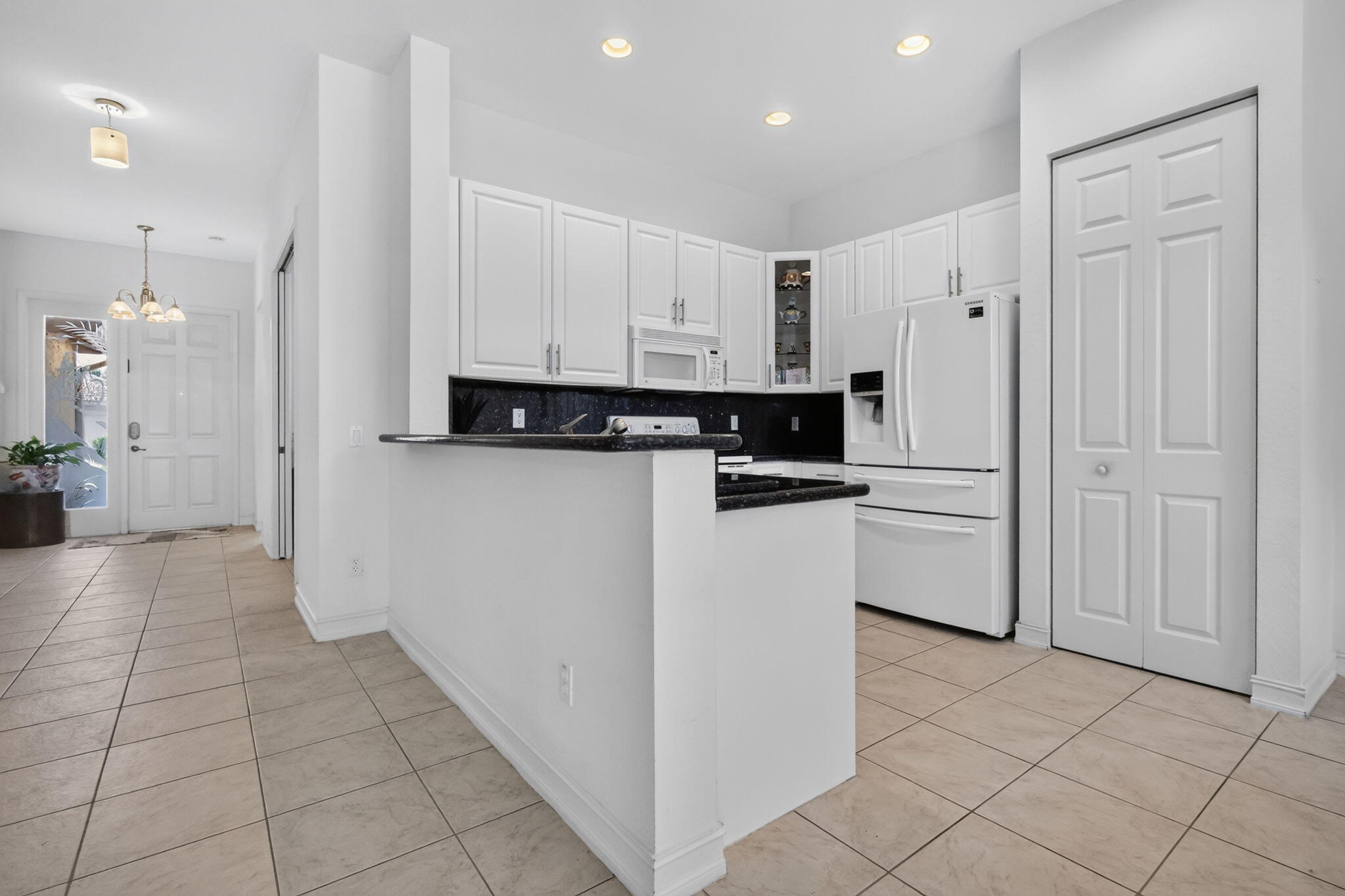 6602 Camarillo Terrace Lane Property Photo 11