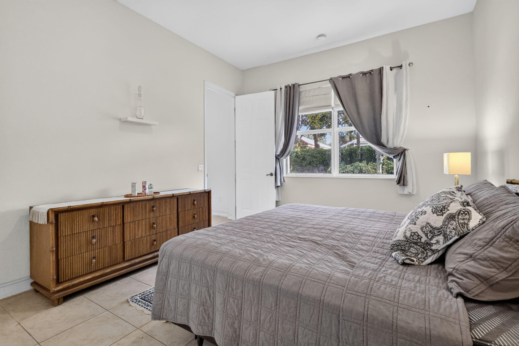 6602 Camarillo Terrace Lane Property Photo 17