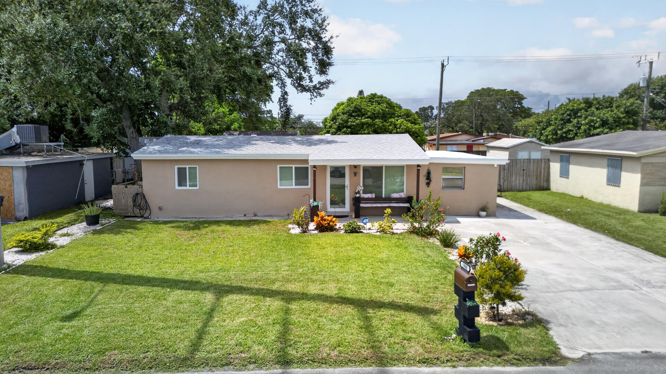 5900 Atlanta Street Property Photo 1
