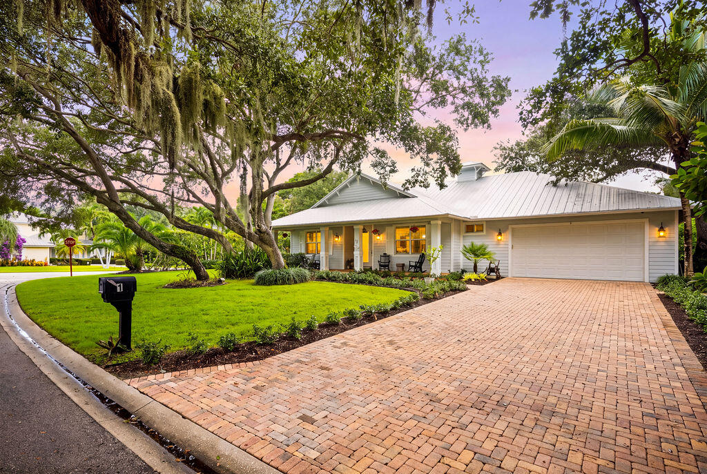 1 Sabal Court Property Photo 2