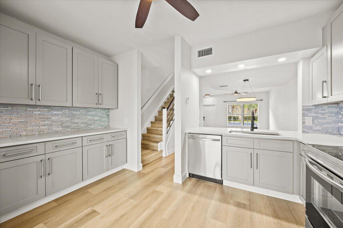 3124 Sw 49th Street 119 Property Photo 12