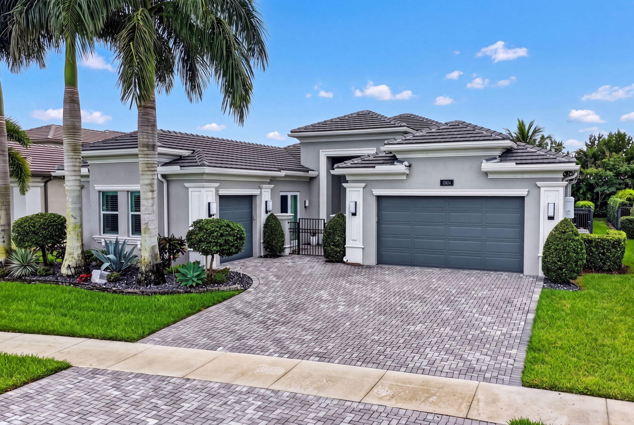 12824 Veneto Springs Drive Property Photo 1