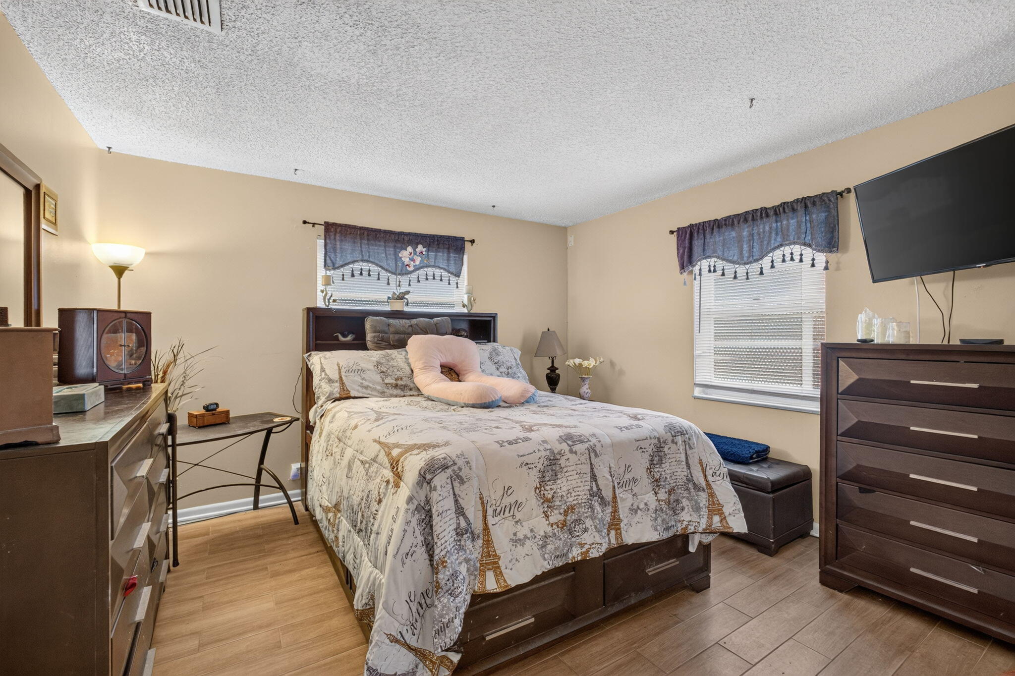 649 58th Street Property Photo 14