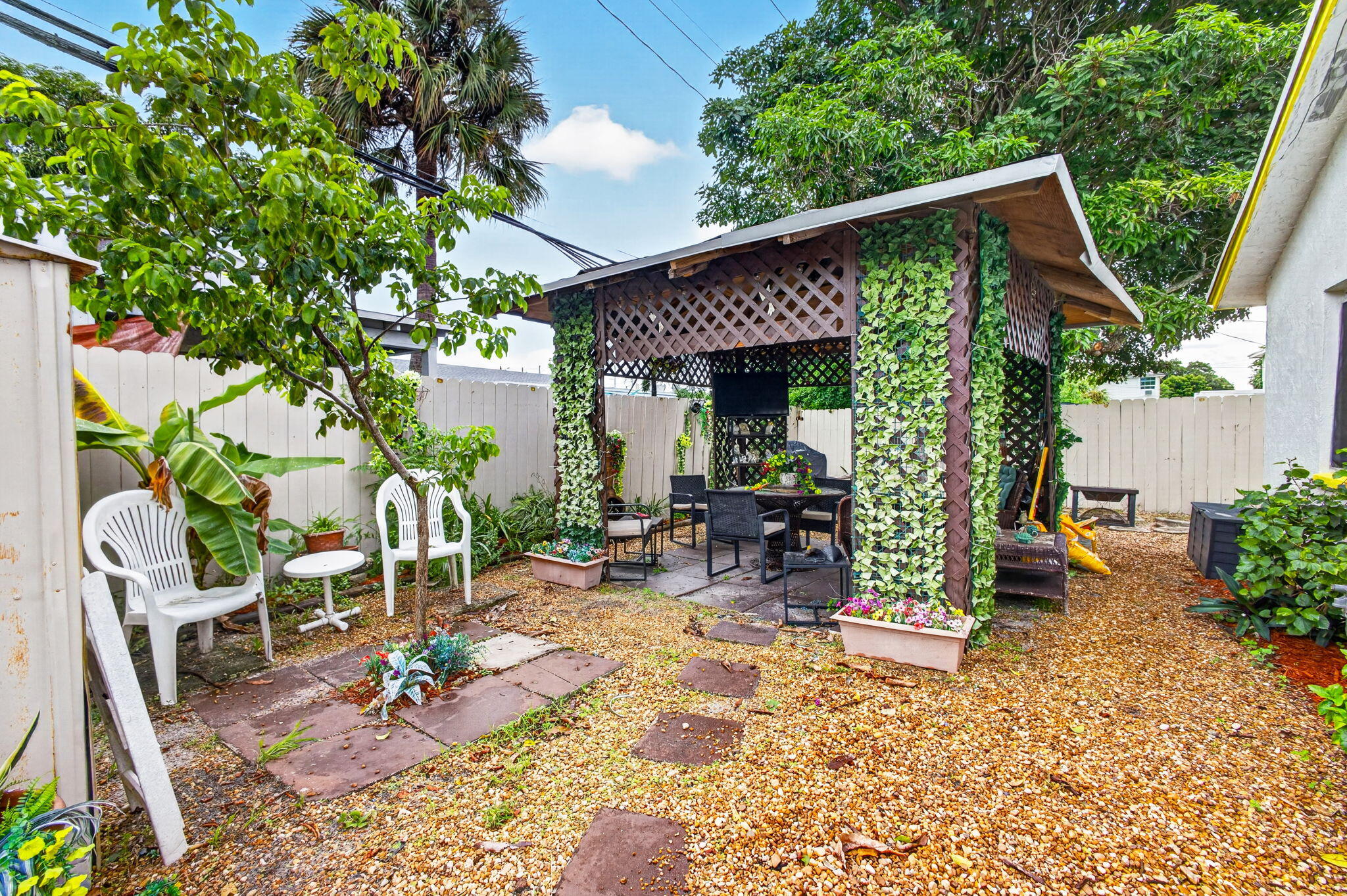649 58th Street Property Photo 29