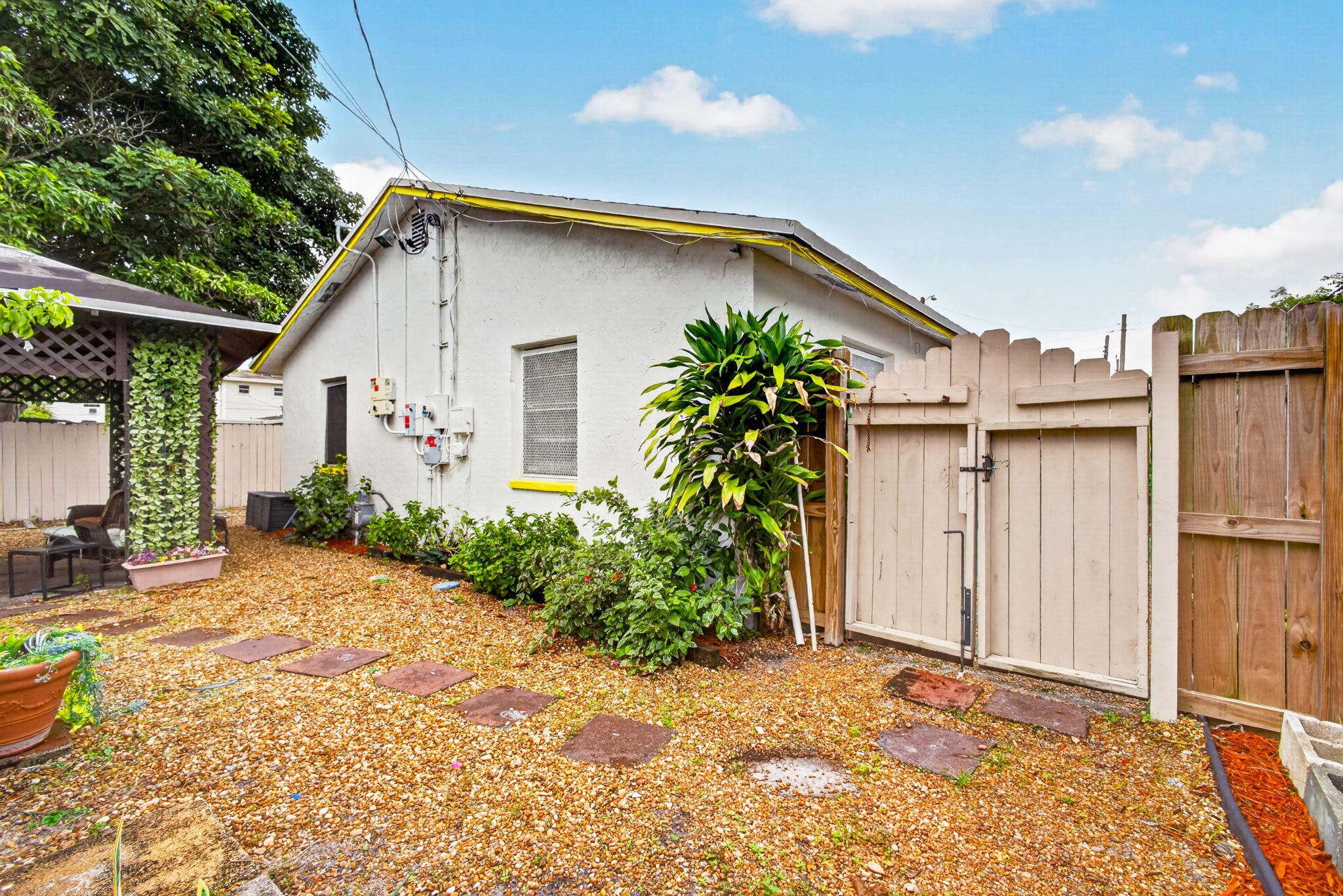 649 58th Street Property Photo 33