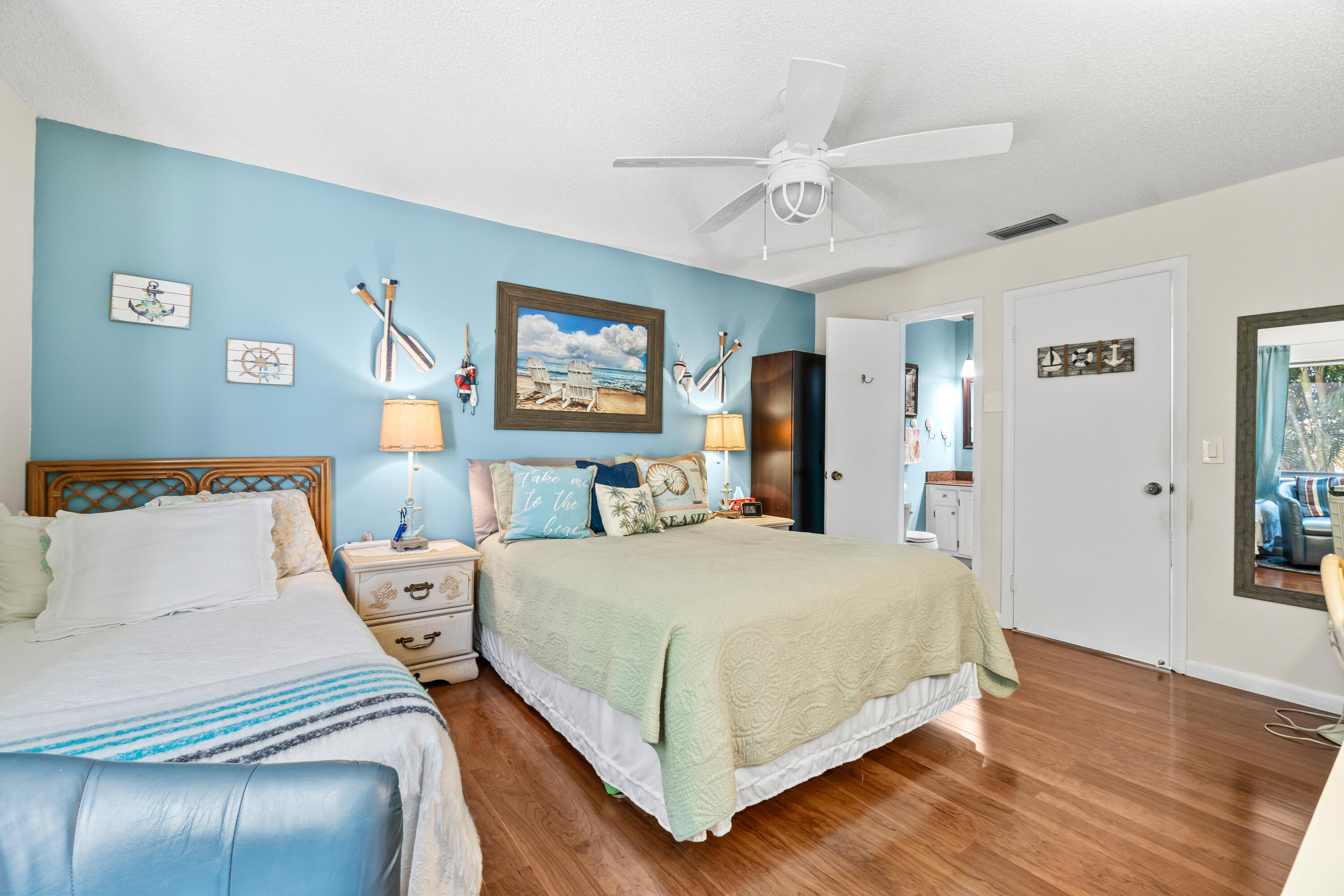 3589 La Aires Court A-2 Property Photo 15