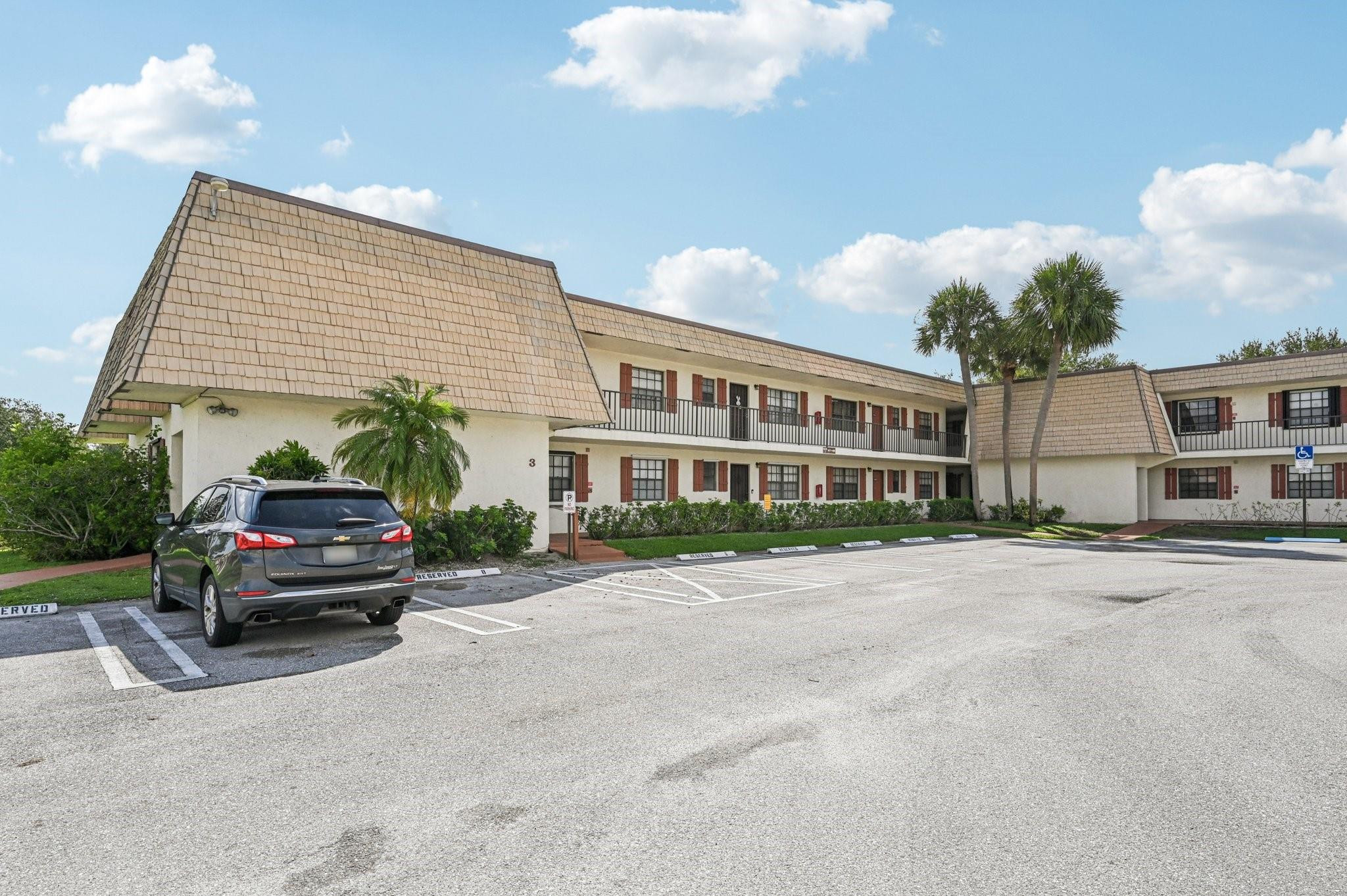 4682 OAK TERRACE Drive 4682