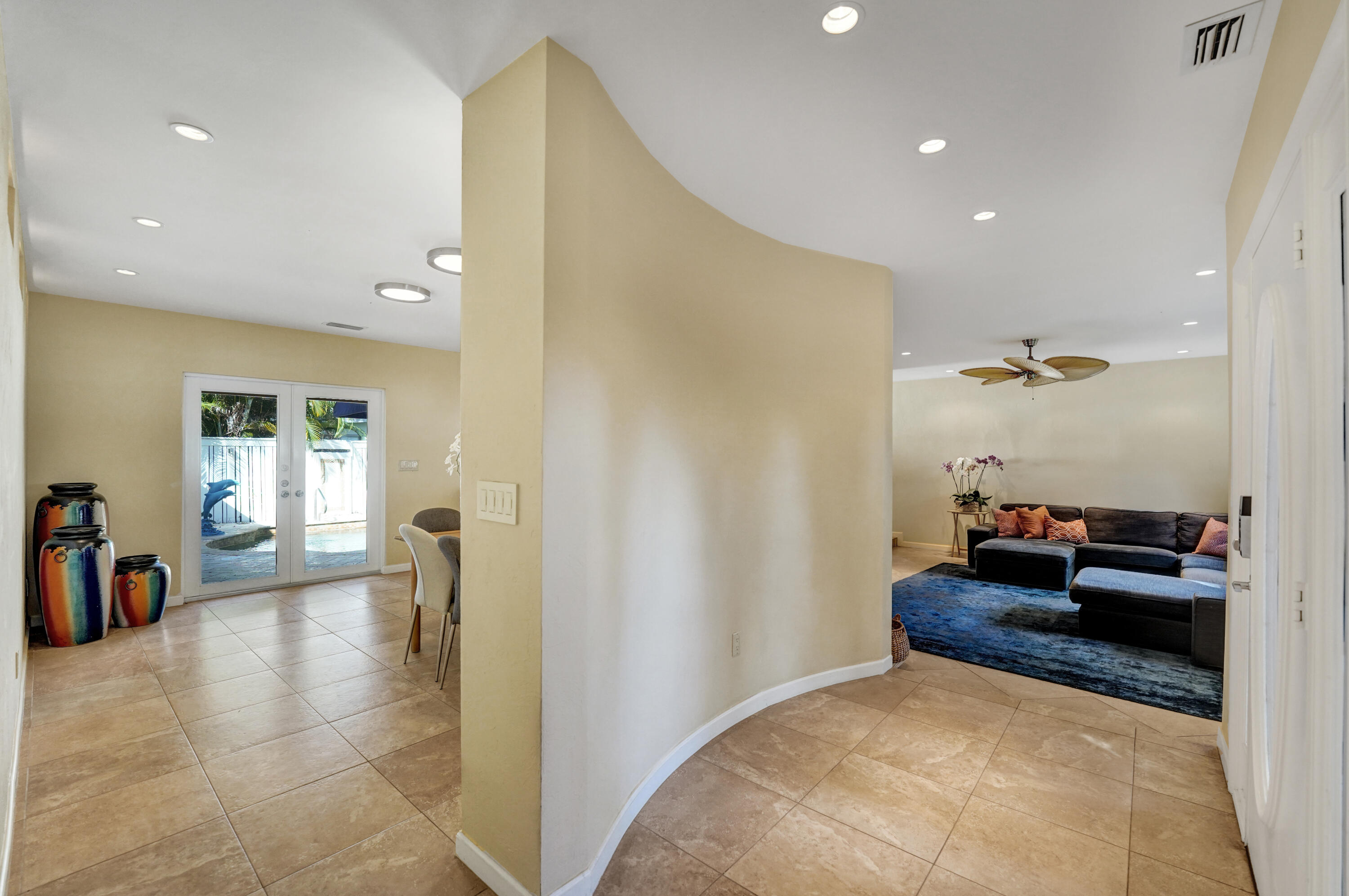 2314 Desota Drive Property Photo 8