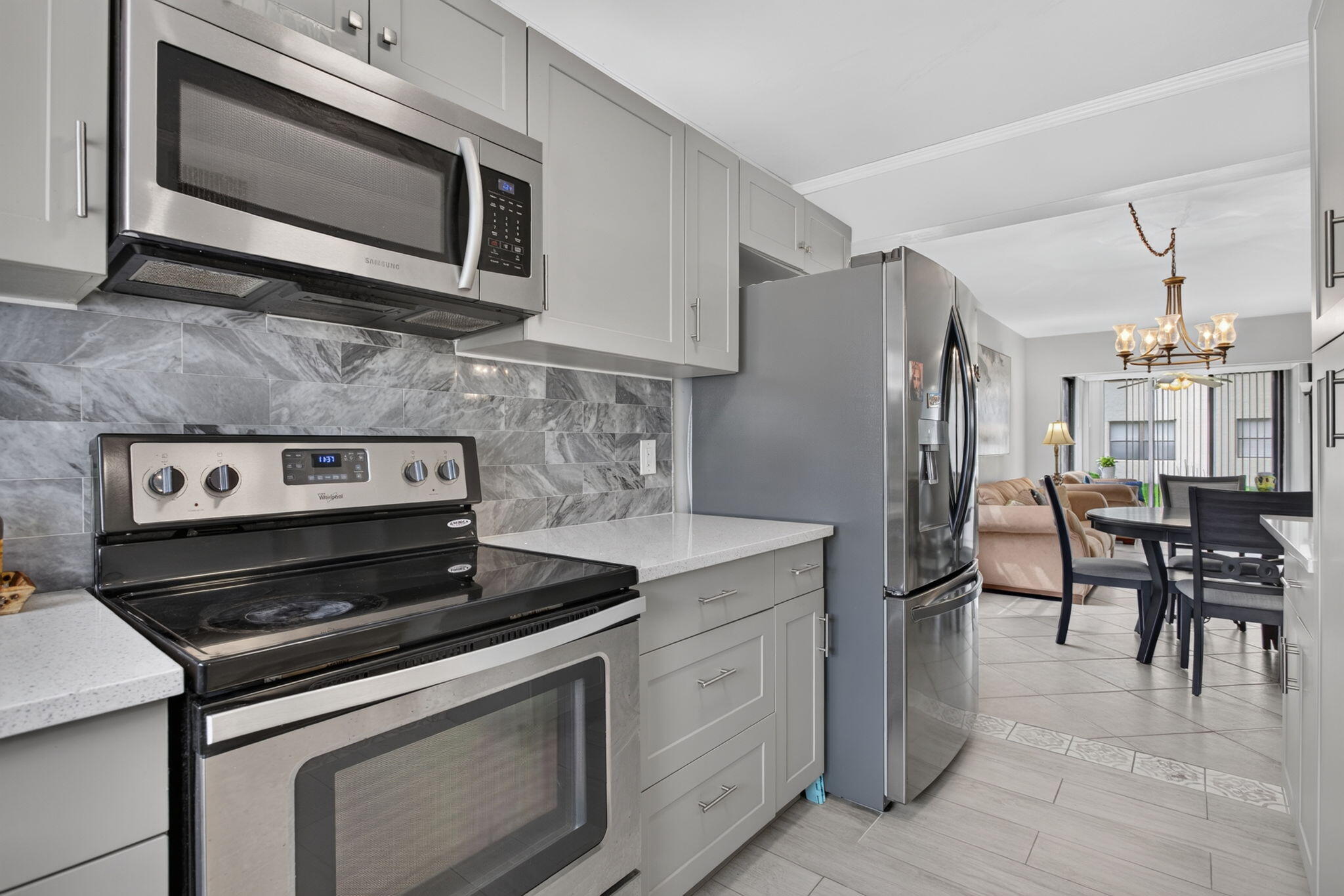 305 Congressional Way Property Photo 7