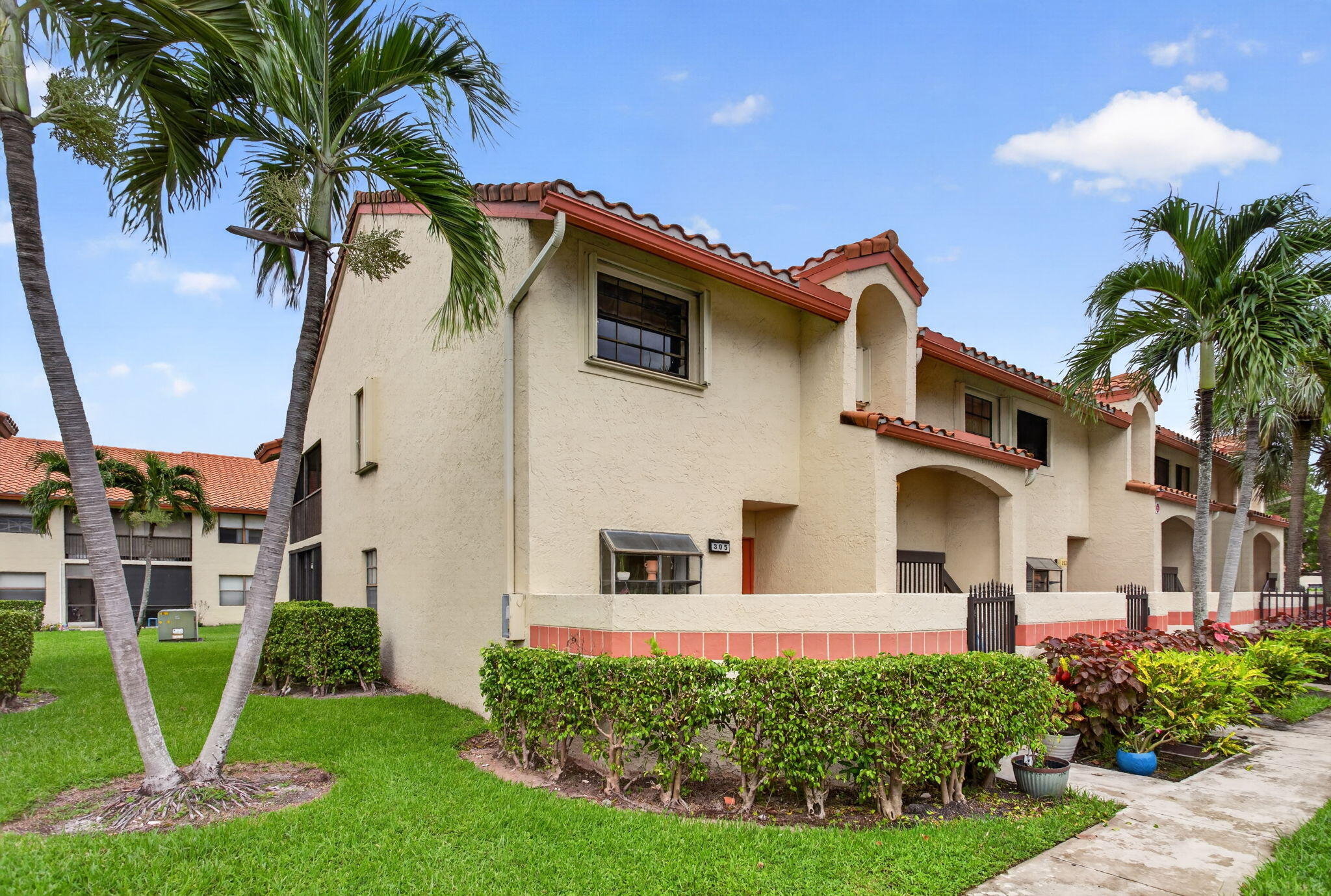 305 Congressional Way Property Photo 26