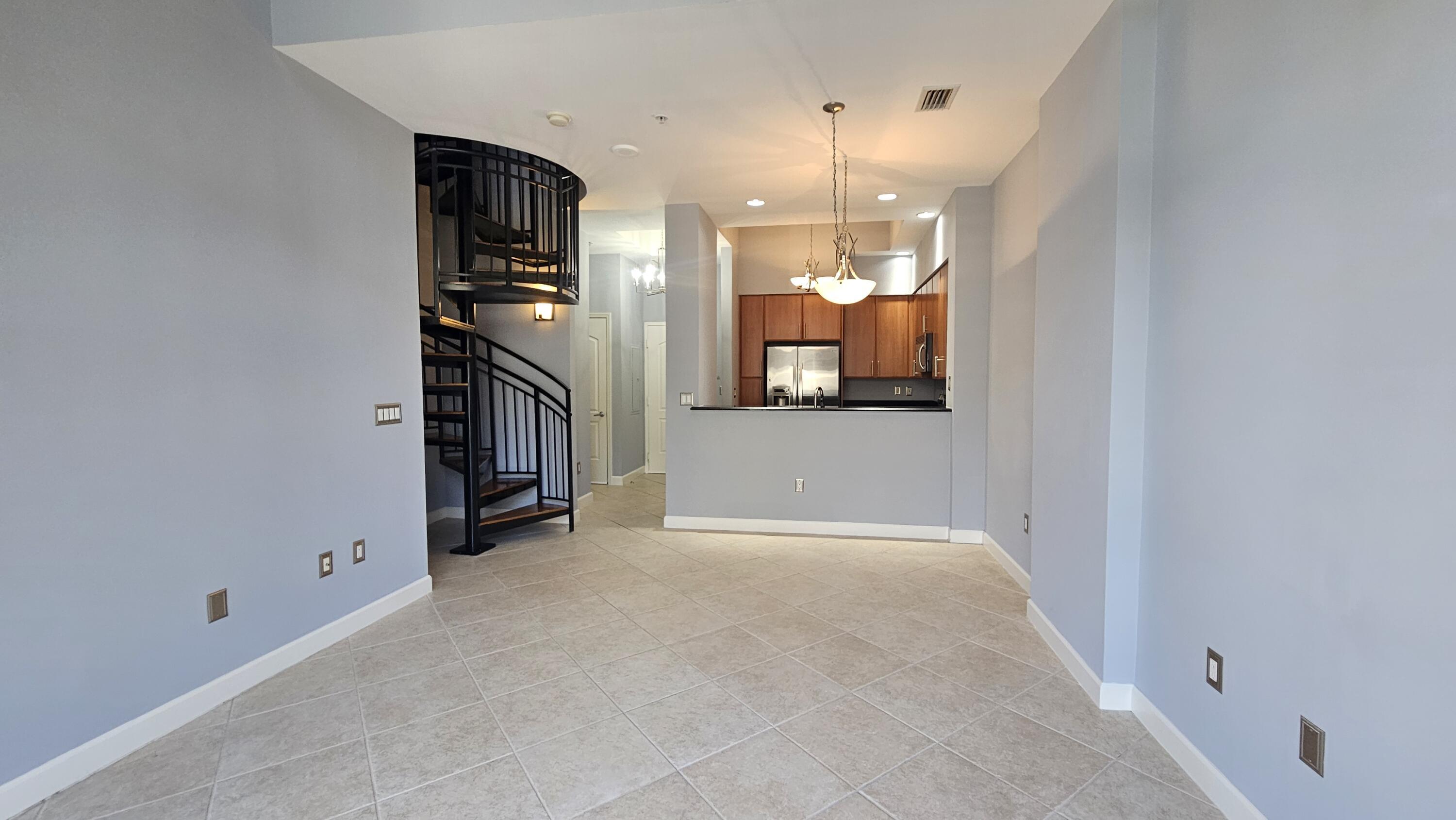 801 S Olive Avenue 418 Property Photo 4