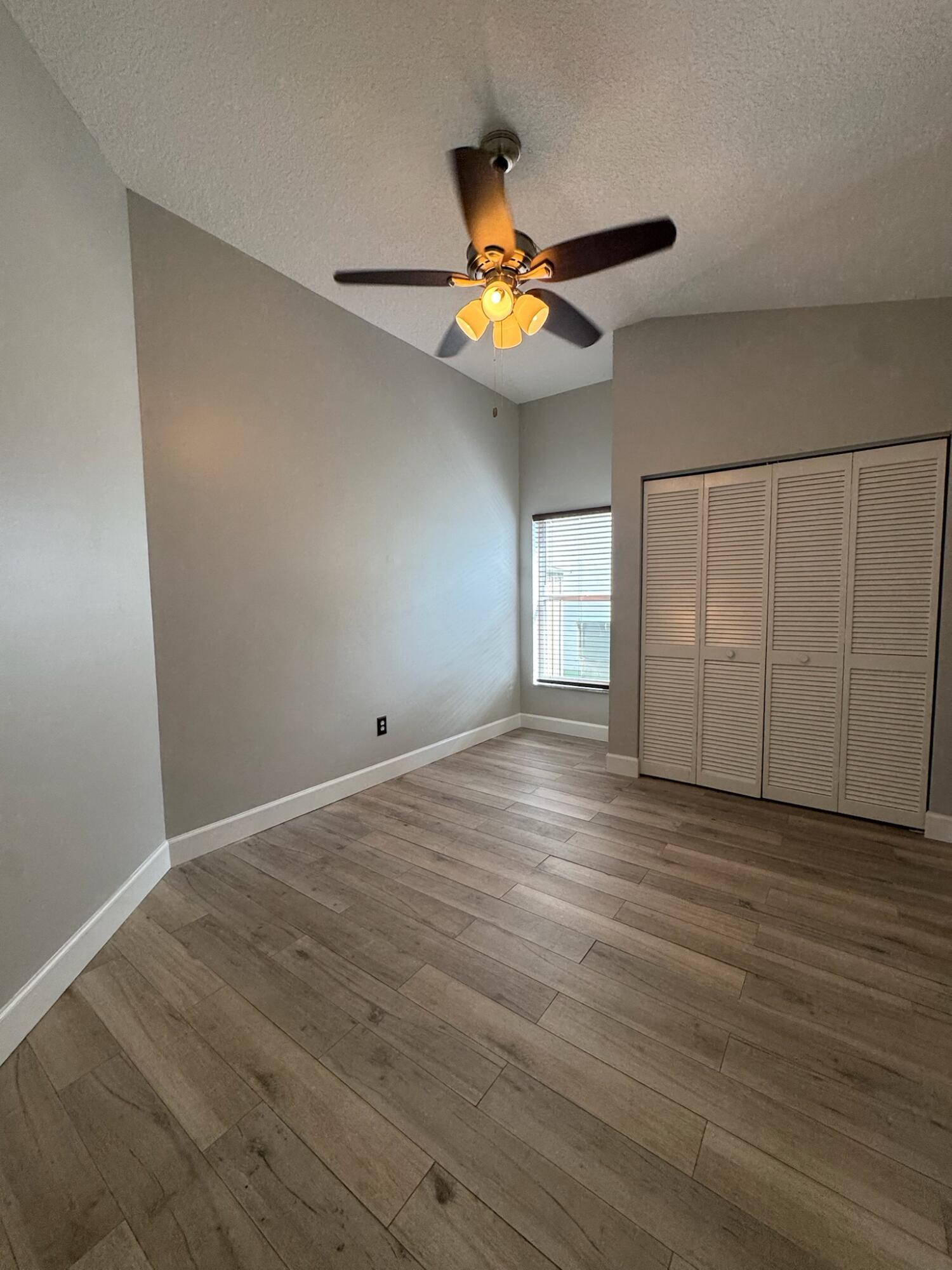 12872 Meadowbend Drive Property Photo 16
