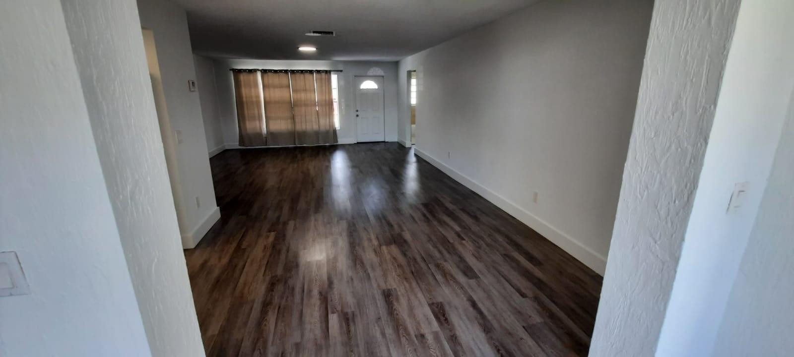 9370 Sw 1st Place Property Photo 2