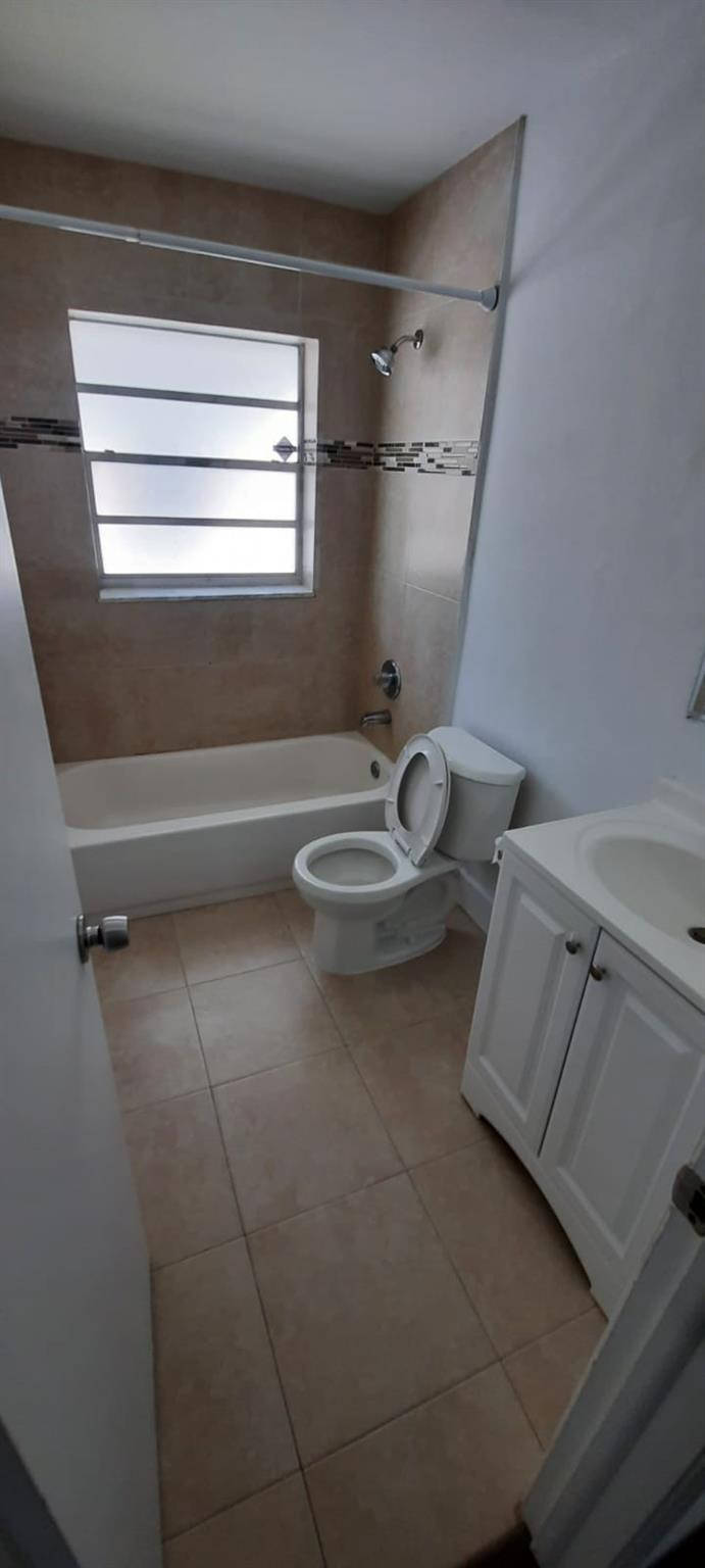 9370 Sw 1st Place Property Photo 6