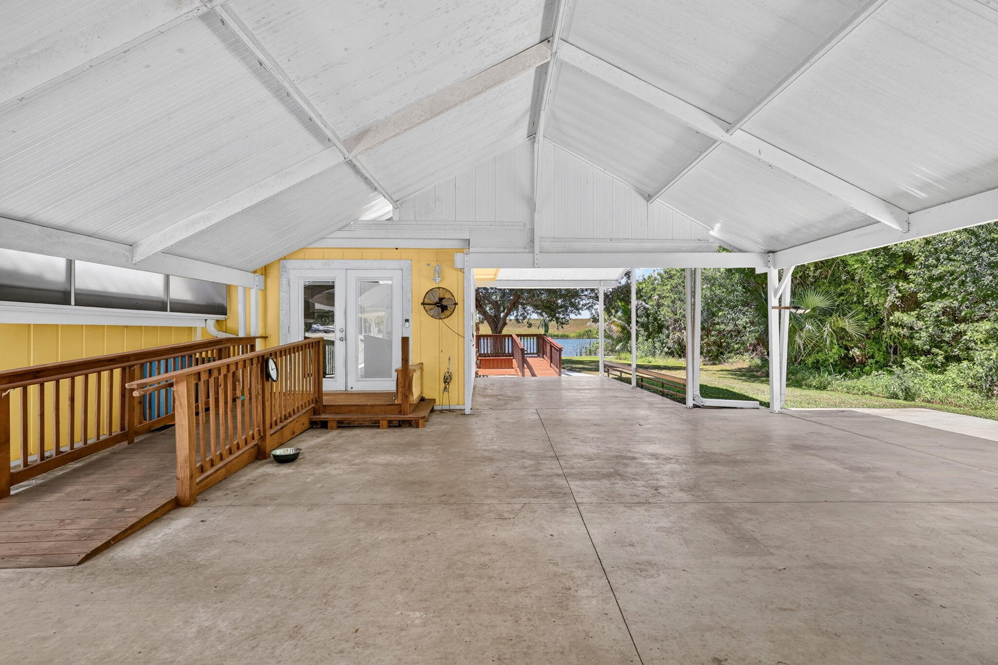 6532 Us-441 Property Photo 8