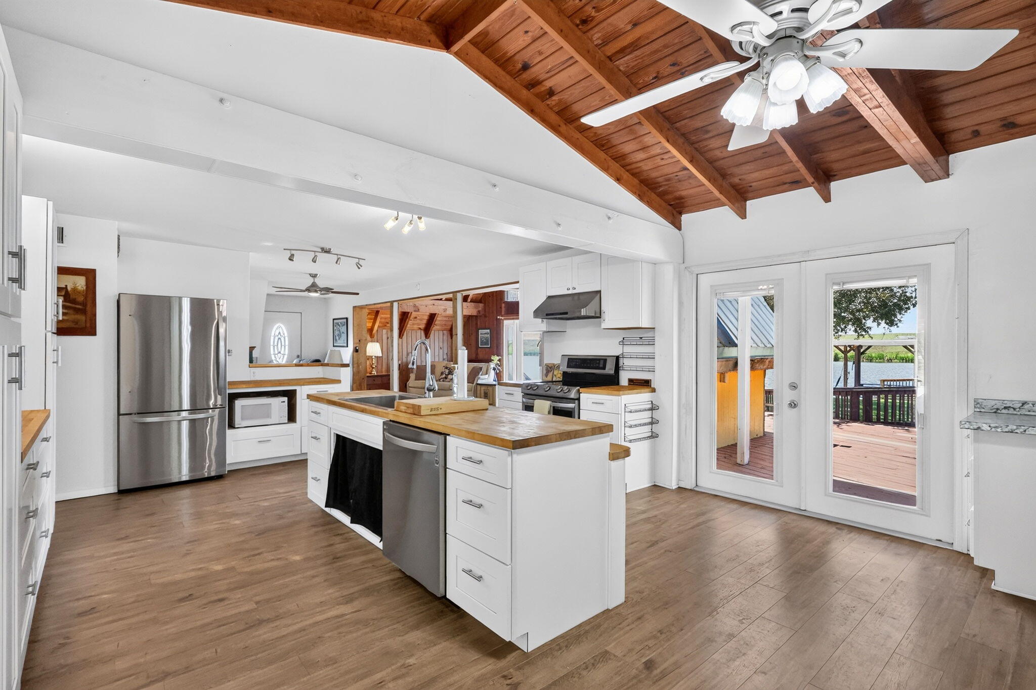6532 Us-441 Property Photo 10