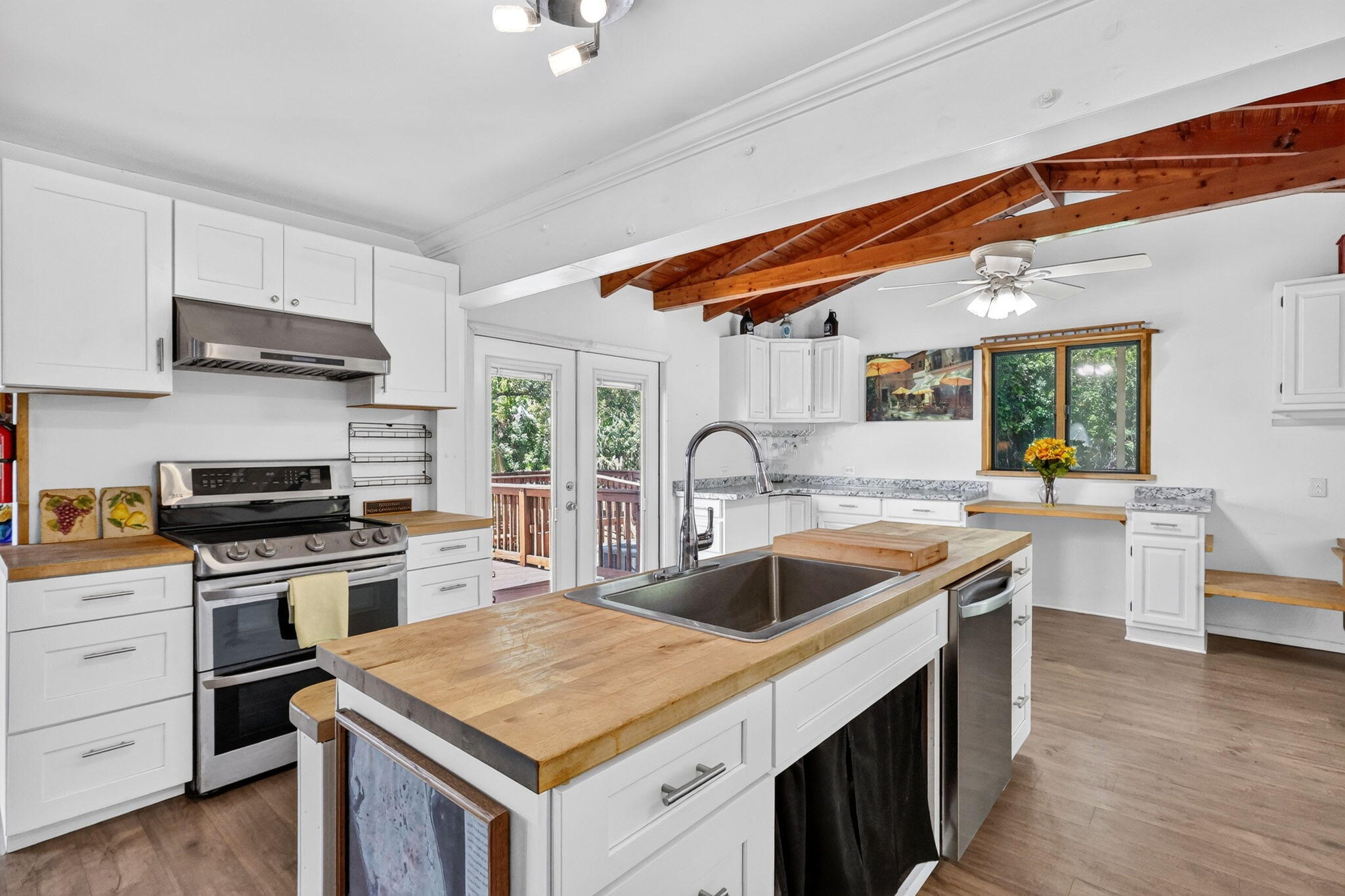 6532 Us-441 Property Photo 16