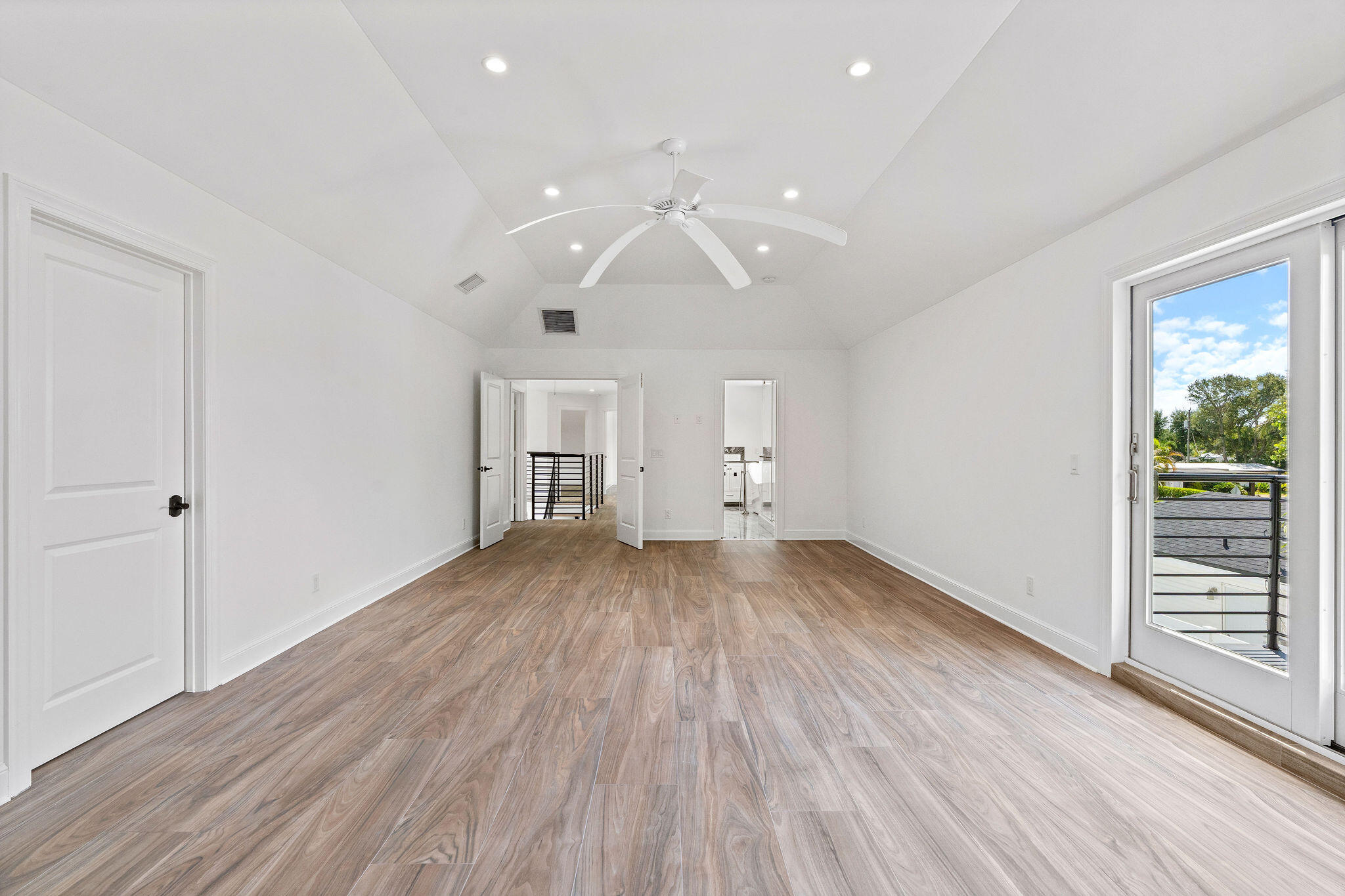 100 Norwood Road Property Photo 14