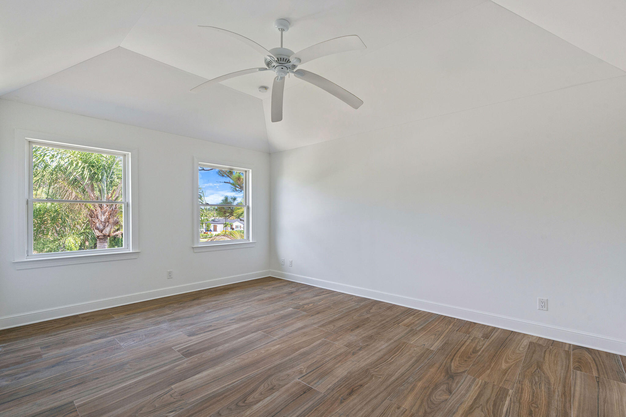 100 Norwood Road Property Photo 23