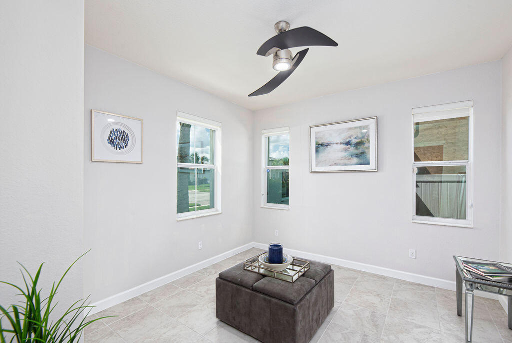 7691 Nw Greenspring Street Property Photo 10