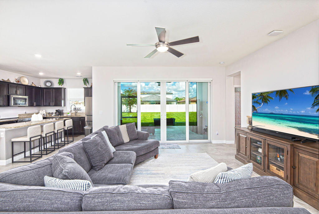 7691 Nw Greenspring Street Property Photo 16