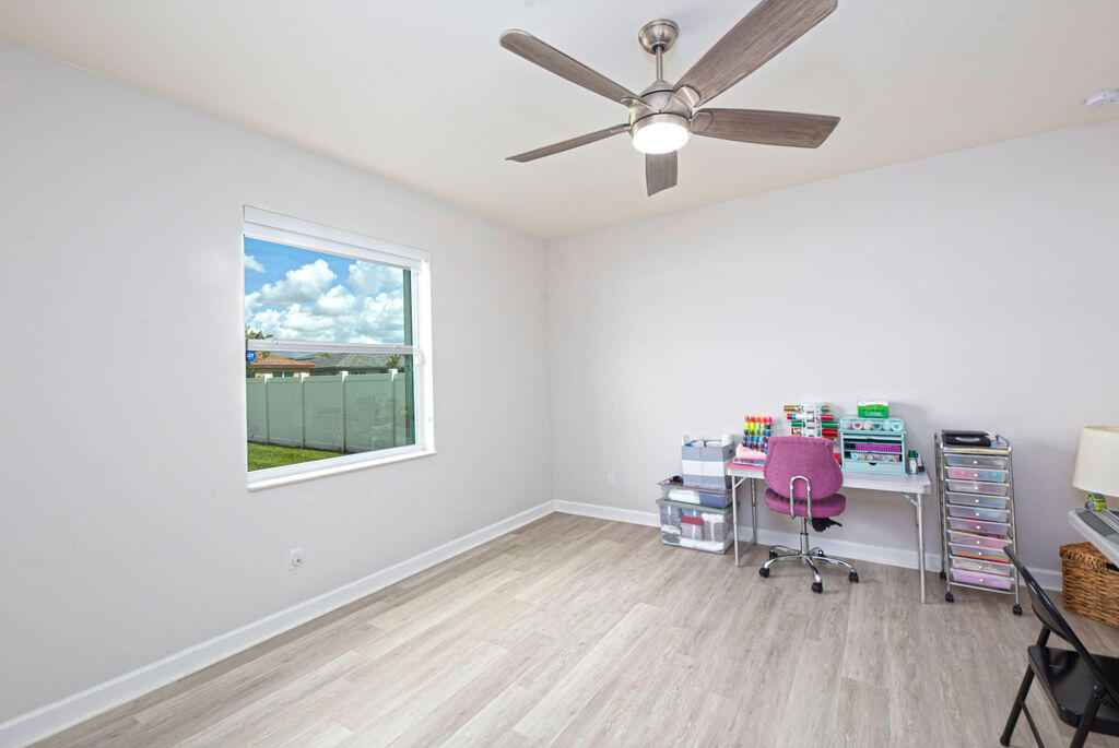 7691 Nw Greenspring Street Property Photo 29