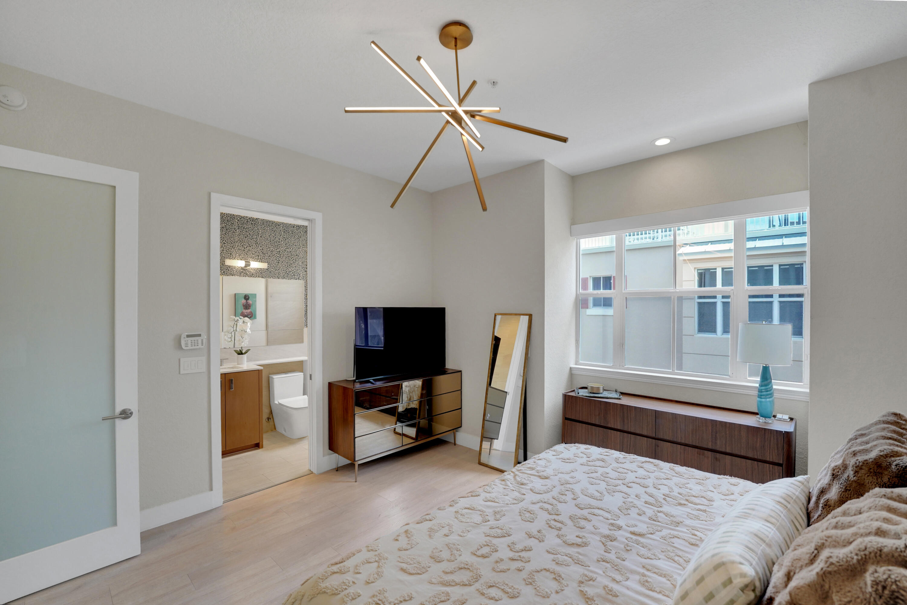 502 Ne 7th Avenue Unit 1 Property Photo 51