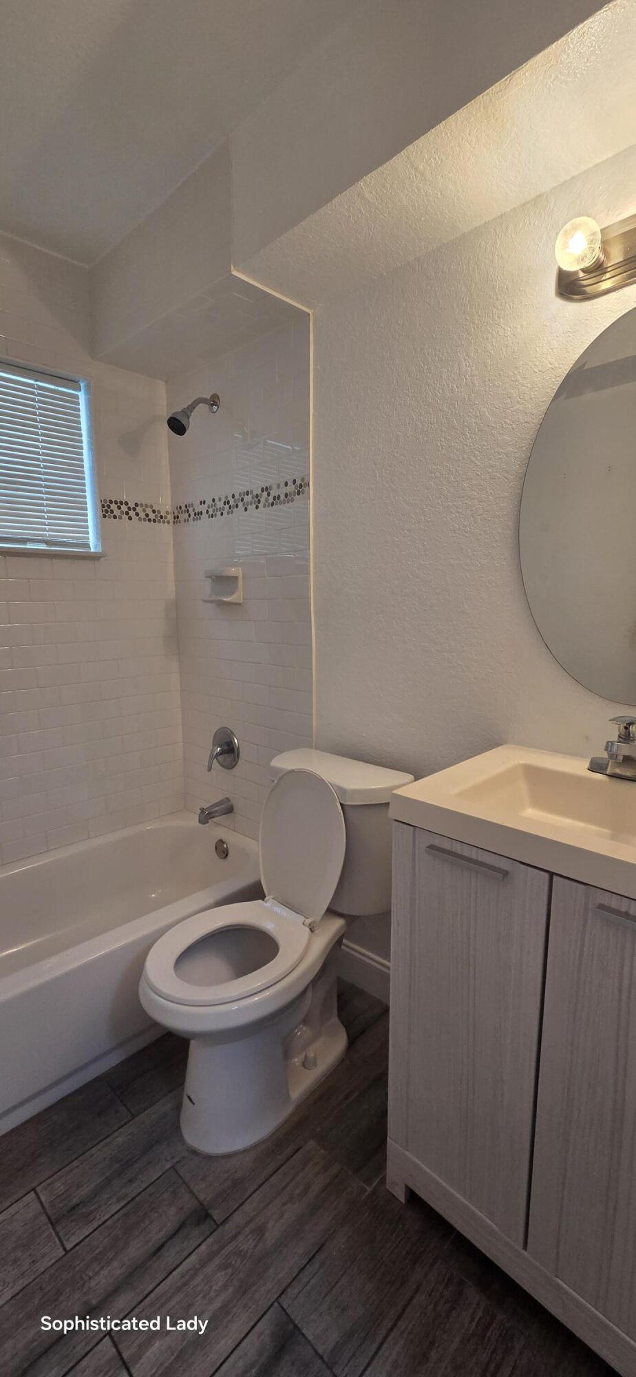 633 11th Street Property Photo 5