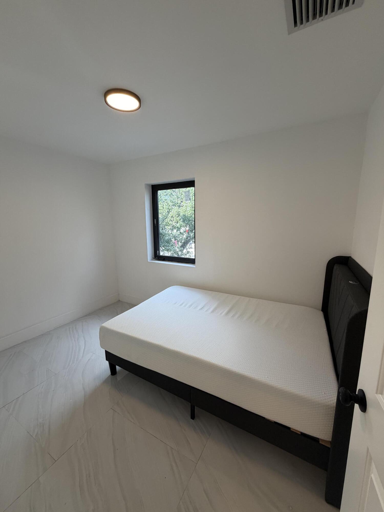 8211 Biscayne Boulevard 2 Property Photo 7