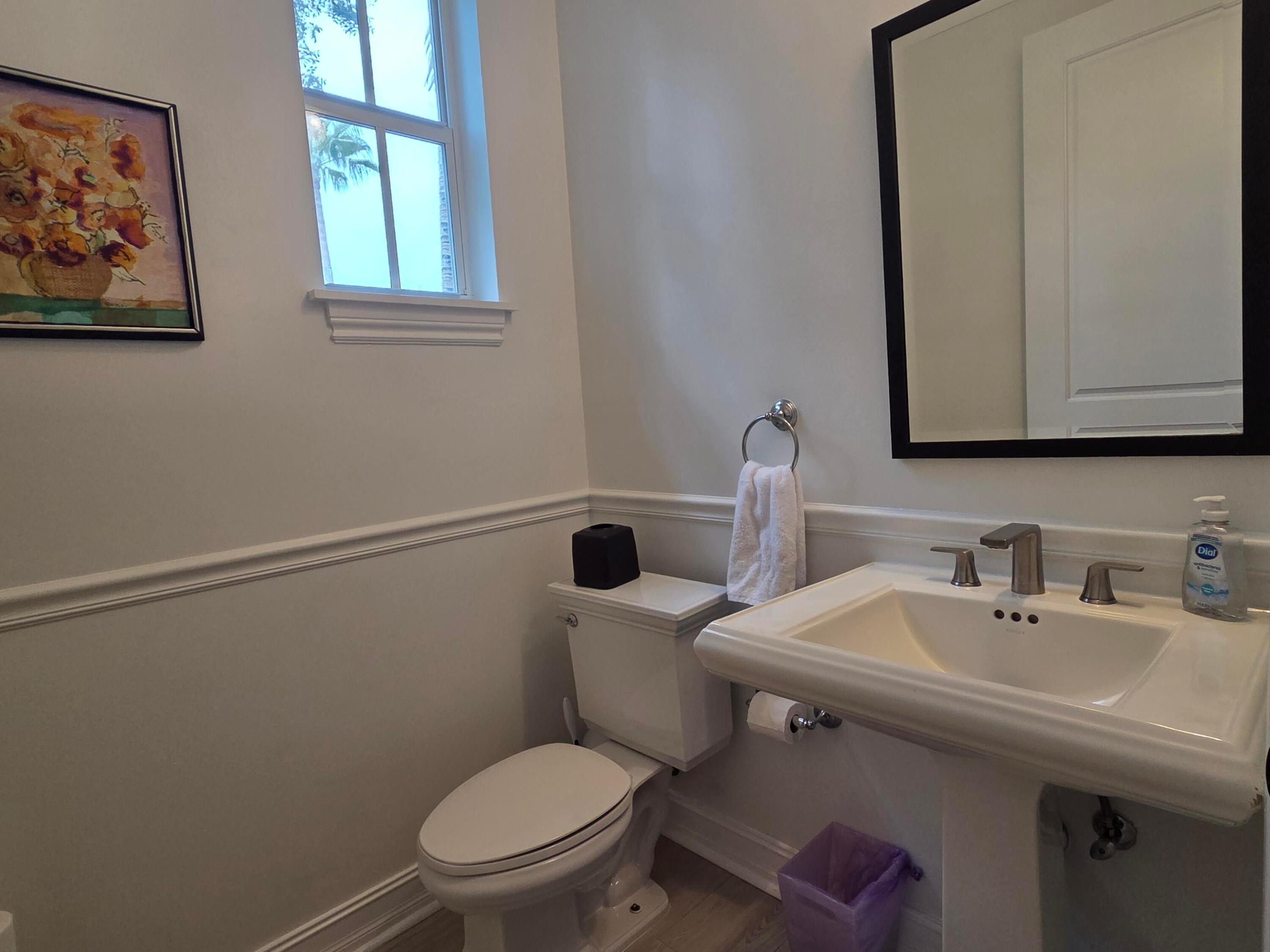 75 Ne 5th Avenue M Property Photo 14