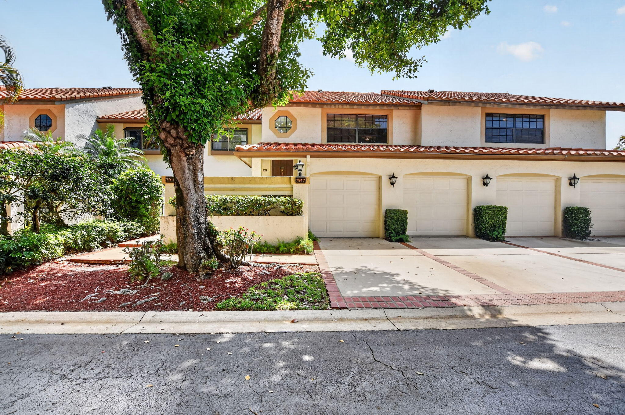 7917 La Mirada Drive Property Photo 1