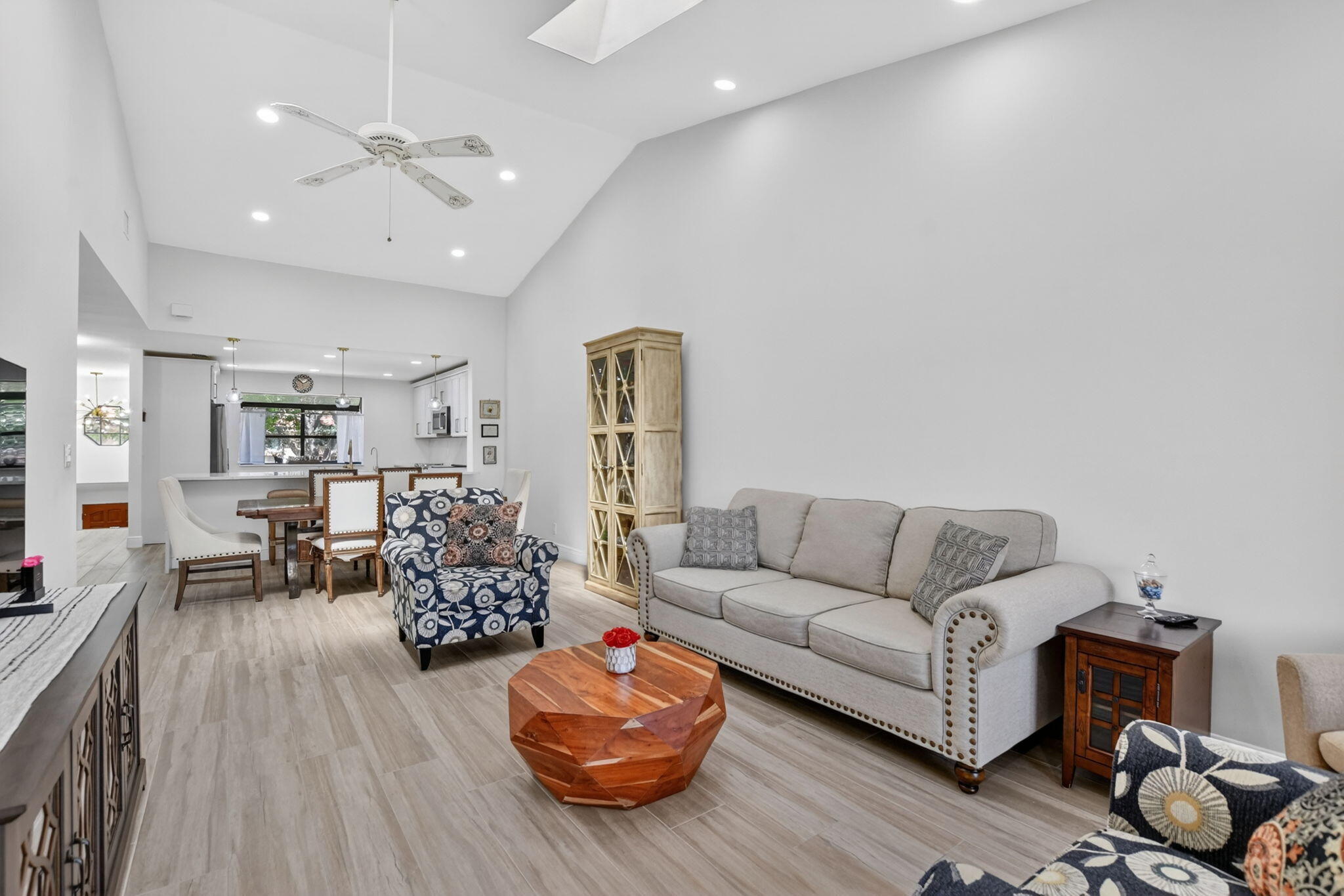 7917 La Mirada Drive Property Photo 19