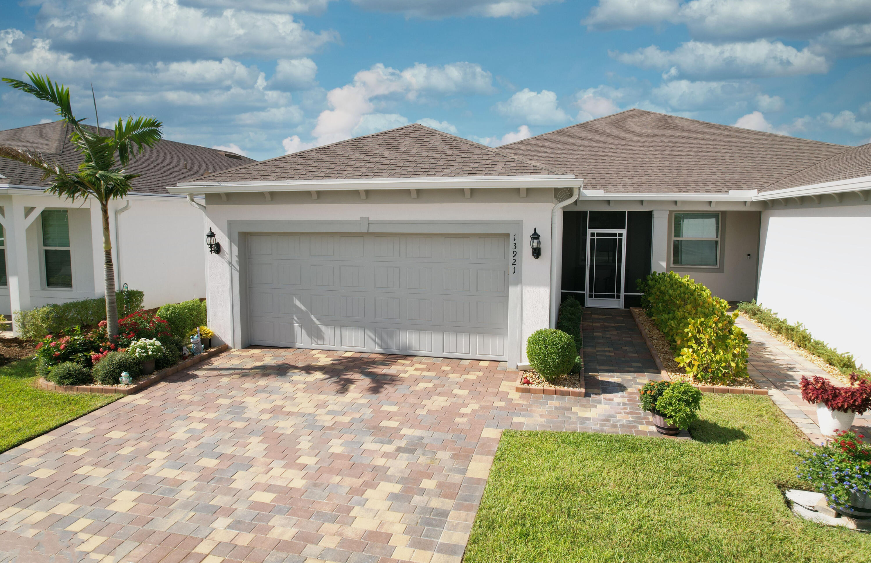 13921 Sw Gingerline Drive Property Photo 1